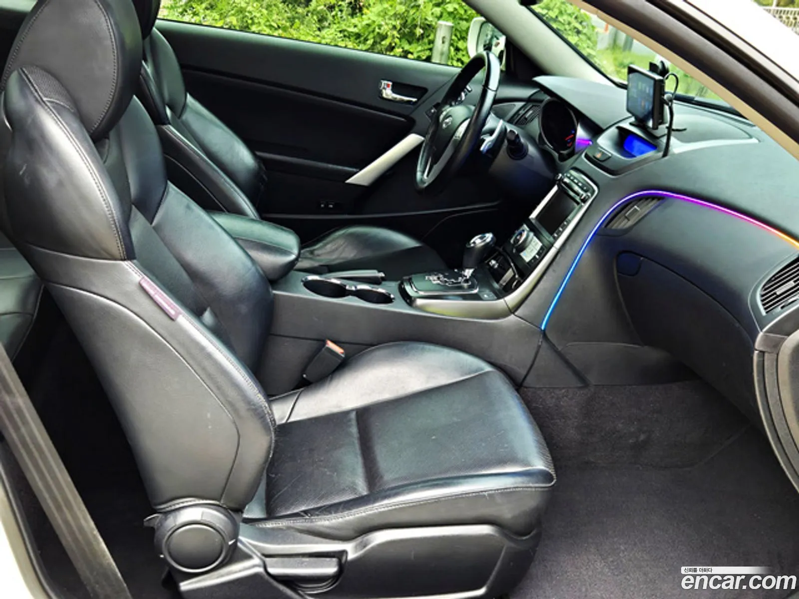 Hyundai Genesis Coupe 2010 — 16