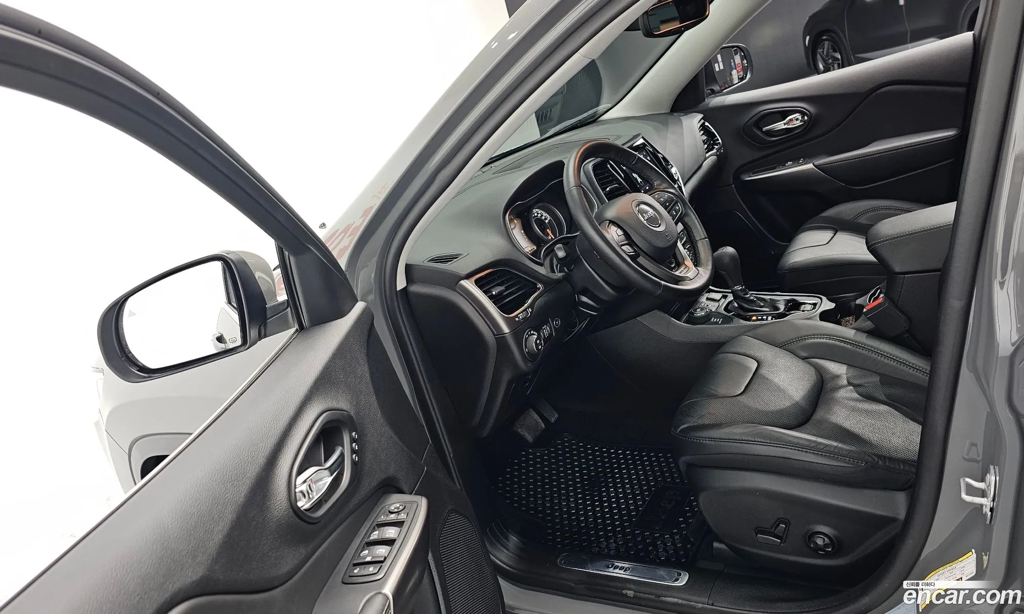 Jeep Cherokee 2021 1C4PJMDB9MD129402 — 2