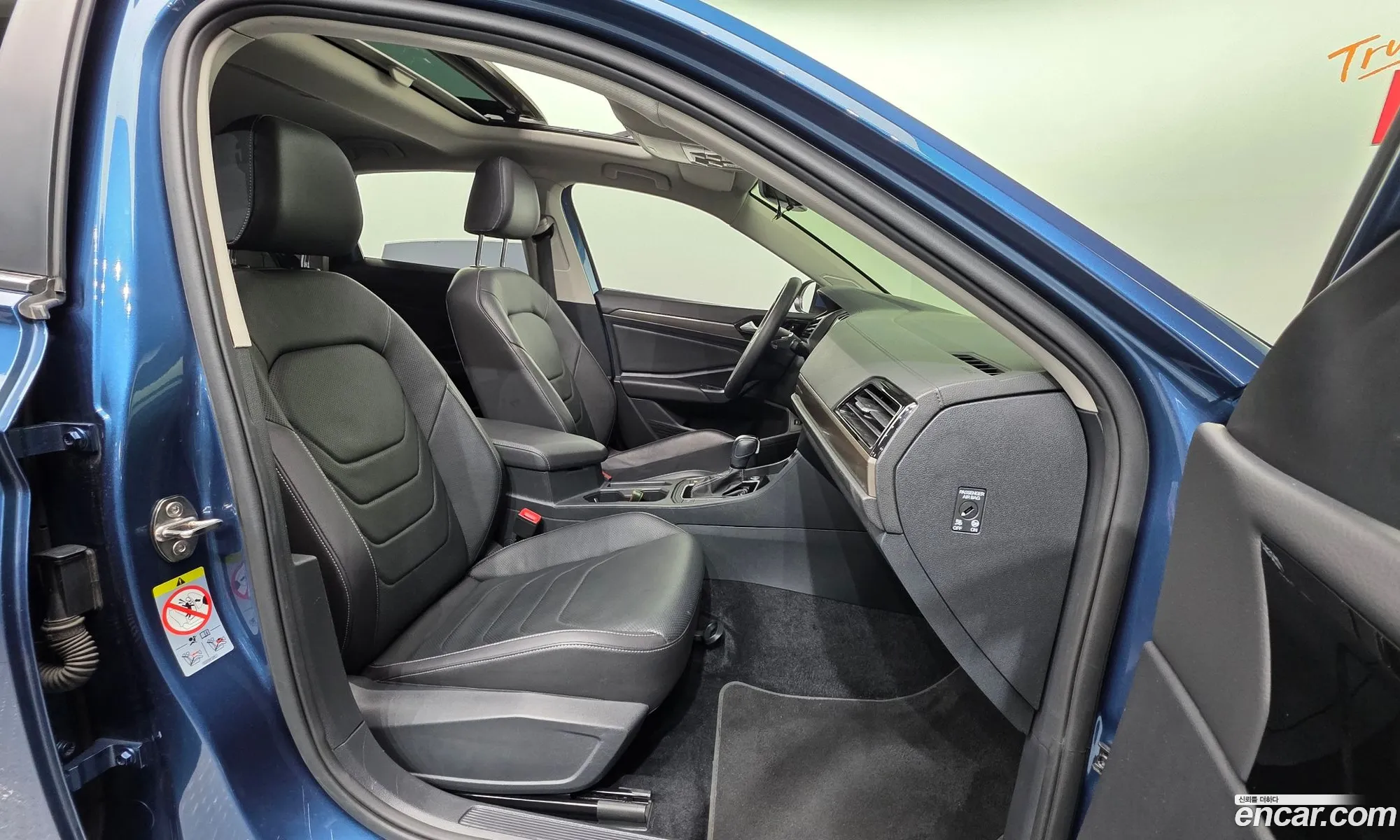 Volkswagen Jetta 7th Gen 2021 — 5