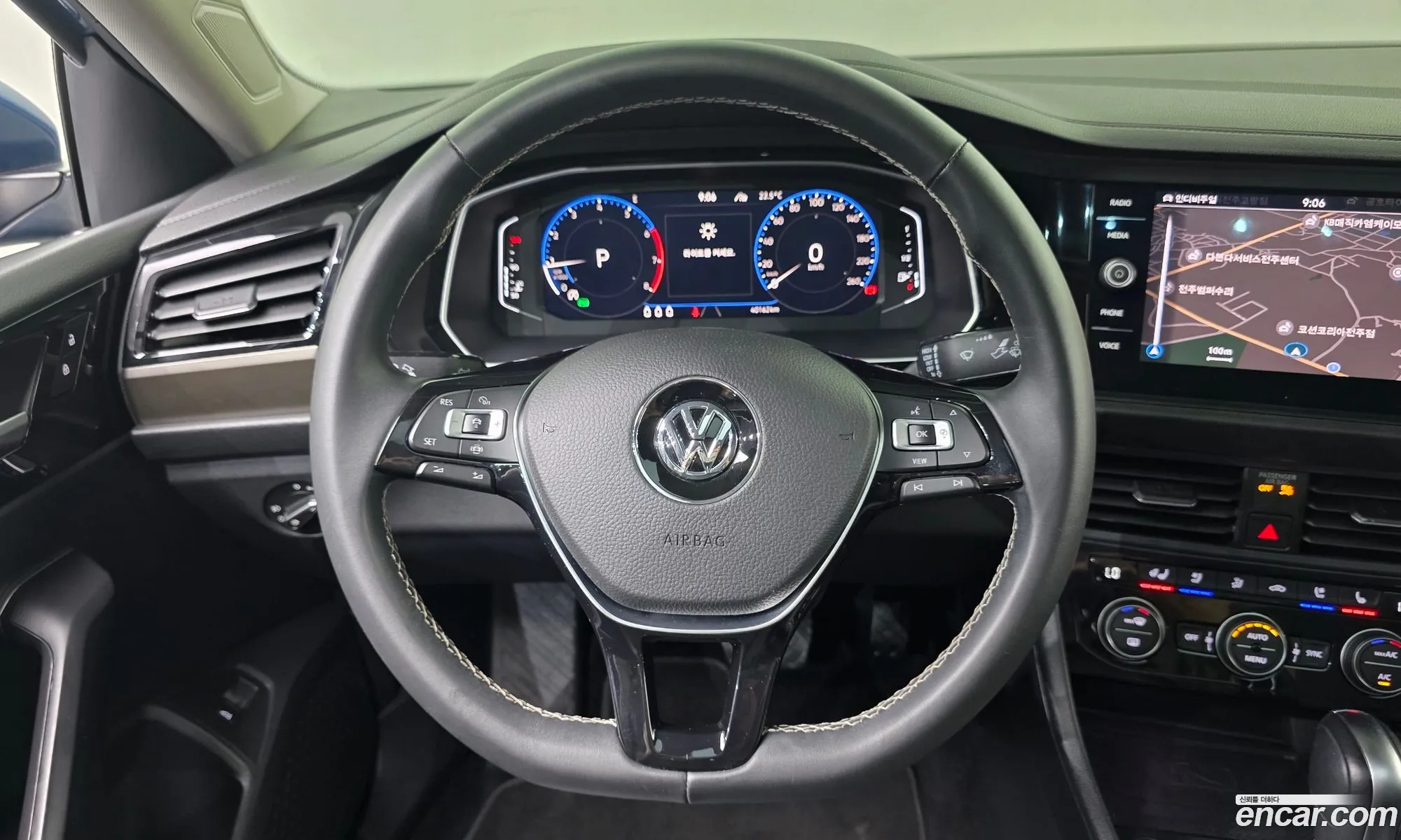 Volkswagen Jetta 7th Gen 2021 — 8