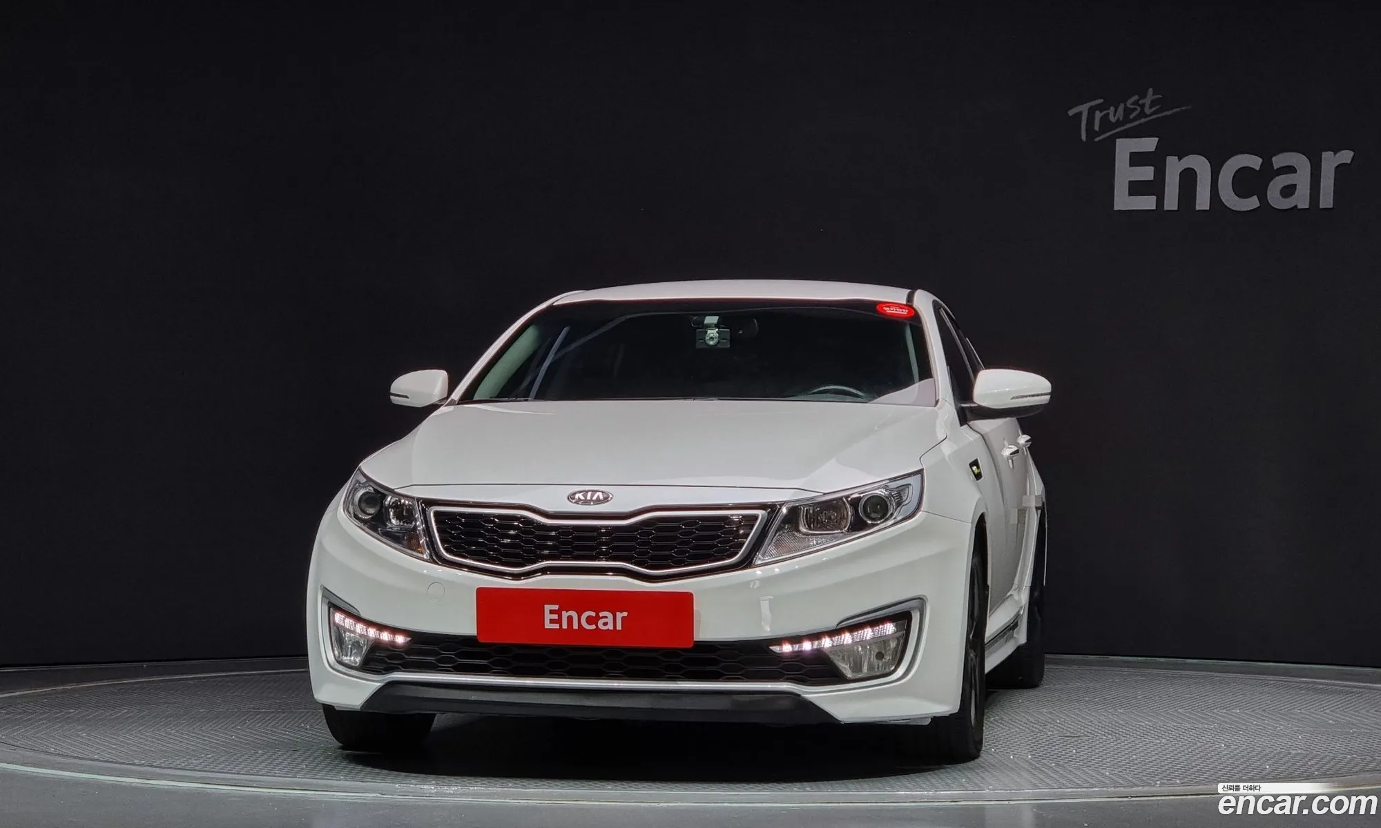 Kia K5 Hybrid 2013 — 2