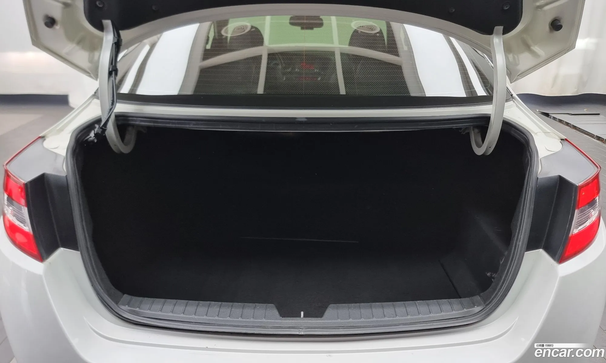 Kia K5 Hybrid 2013 — 18