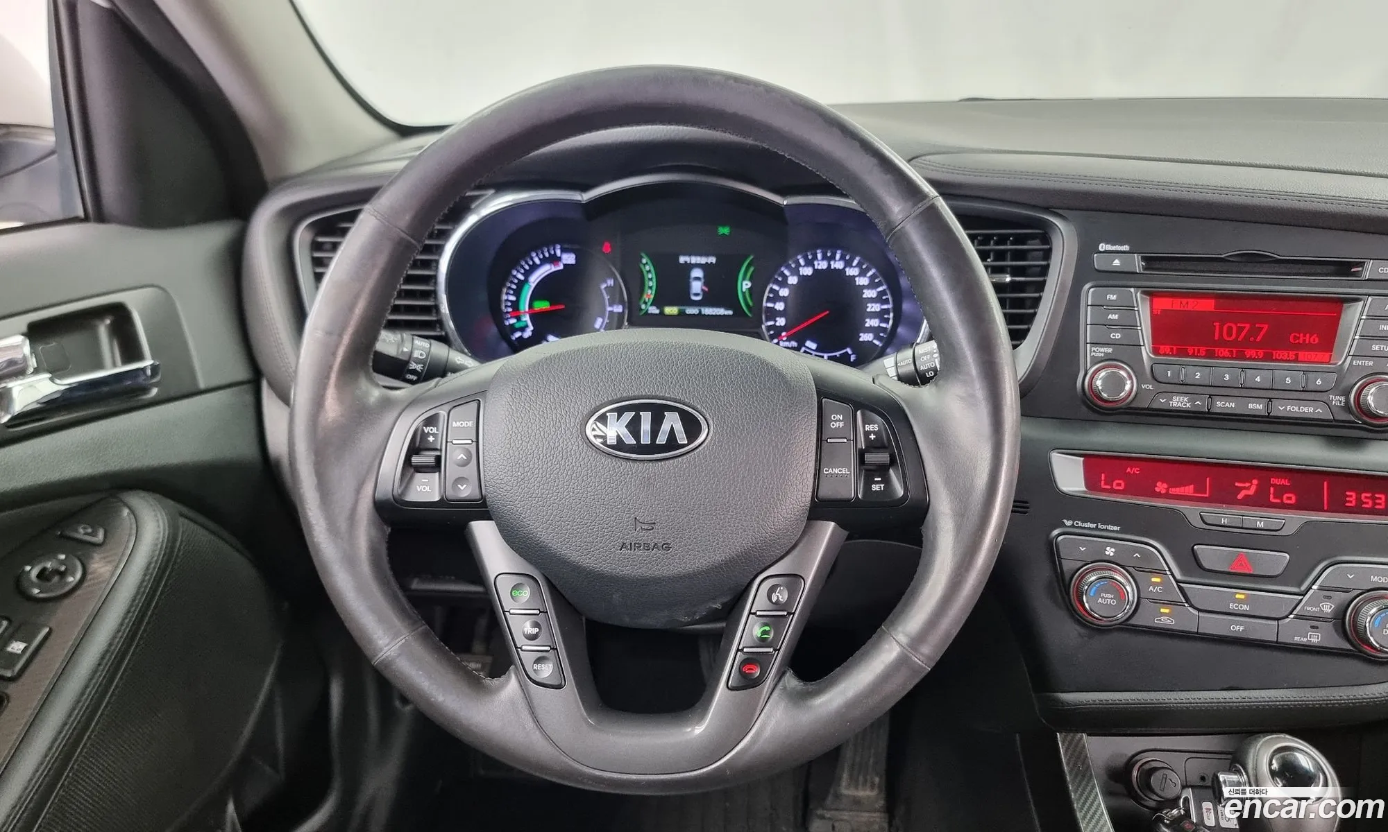 Kia K5 Hybrid 2013 — 7