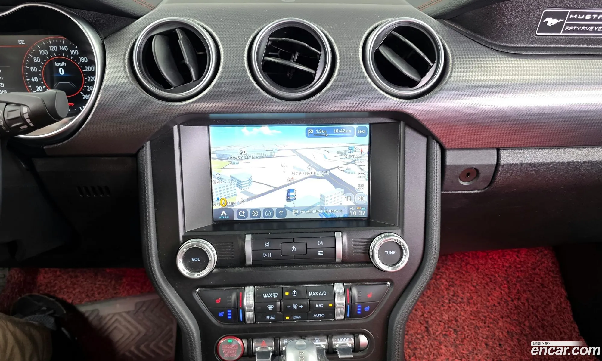 Ford Mustang 2020 — 18