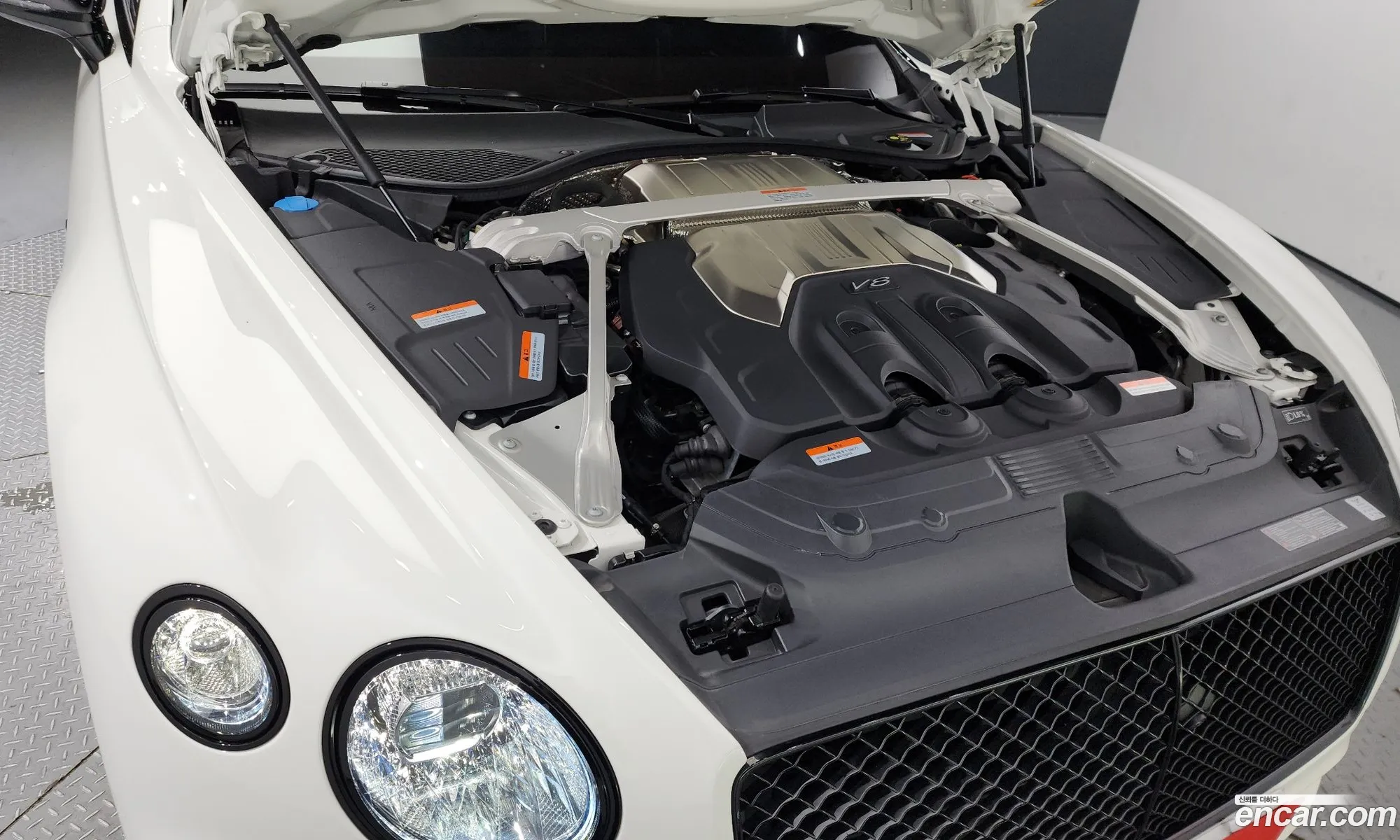 Bentley Continental GT 2023 — 8