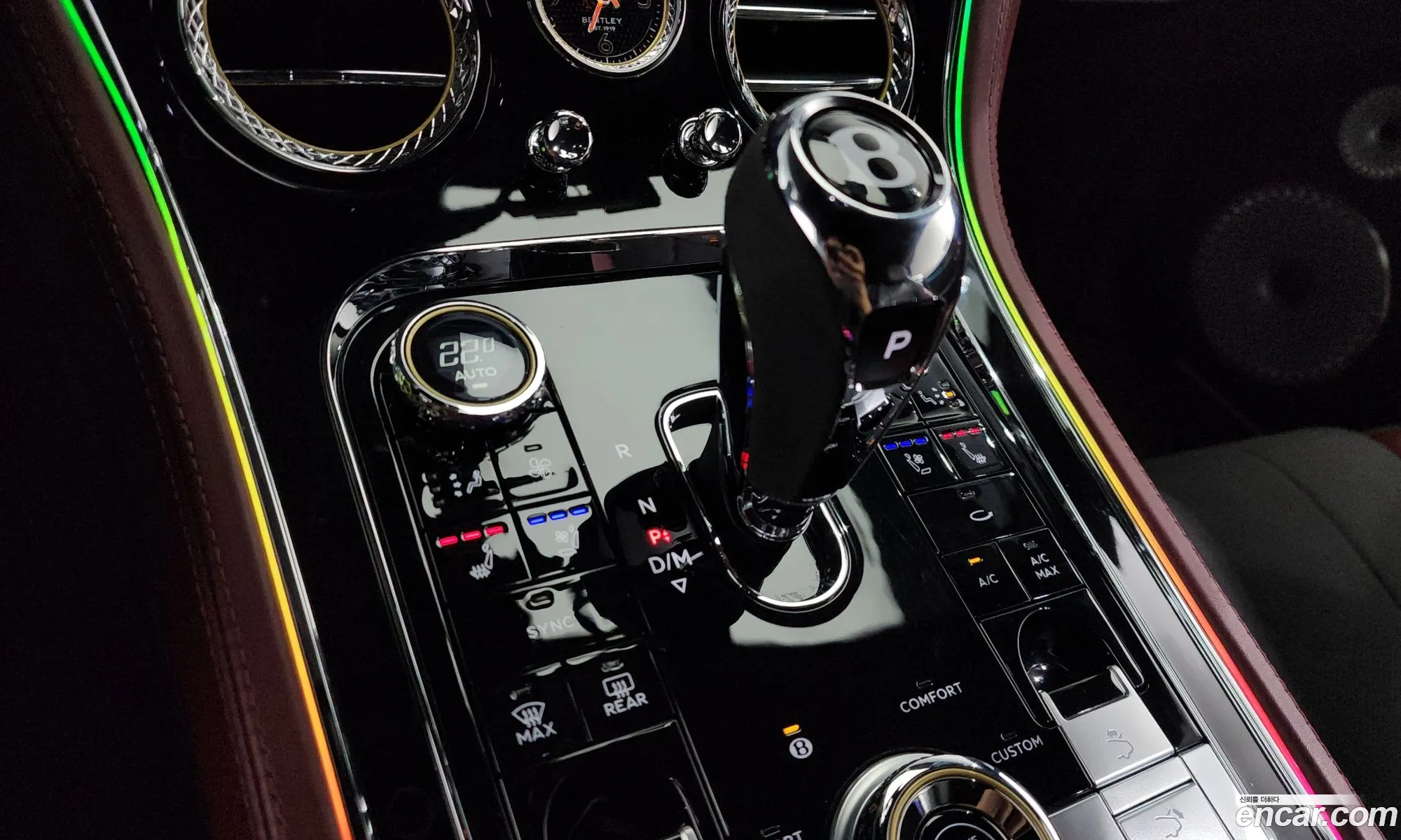 Bentley Continental GT 2023 — 18