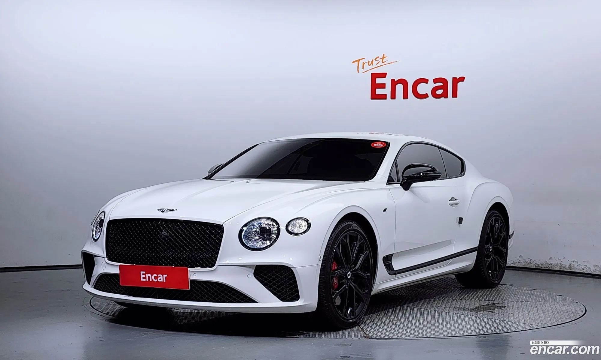 Bentley Continental GT 2023 — 16