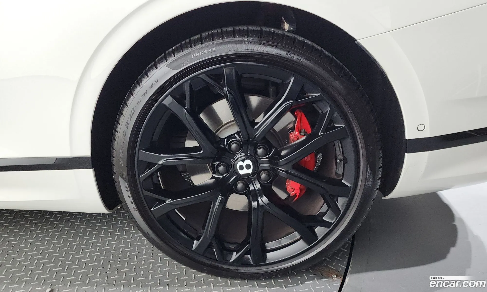 Bentley Continental GT 2023 — 13