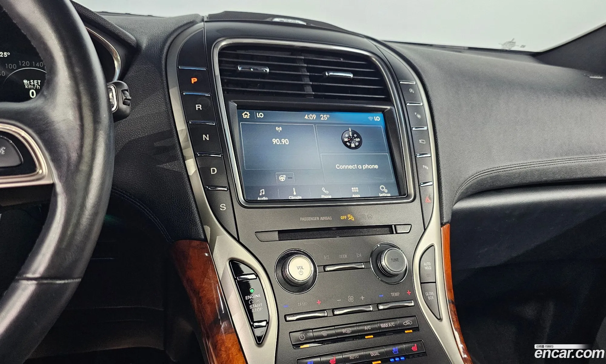 Lincoln Nautilus 2019 2LMPJ8LP6KBL64847 — 2