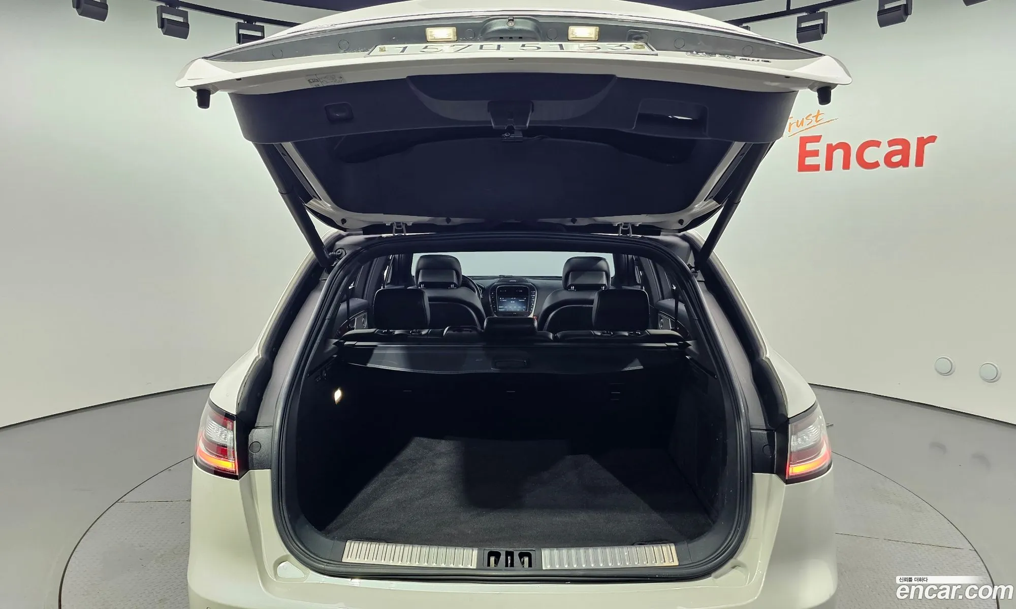 Lincoln Nautilus 2019 2LMPJ8LP6KBL64847 — 17