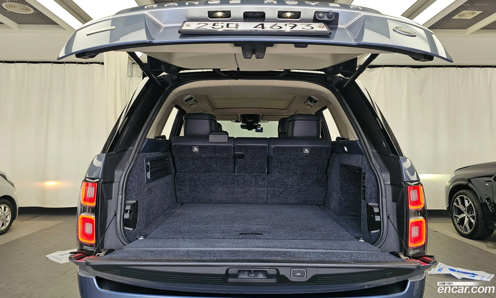 Land Rover Range Rover 2018 SALGA2BJ0JA511015 — 6