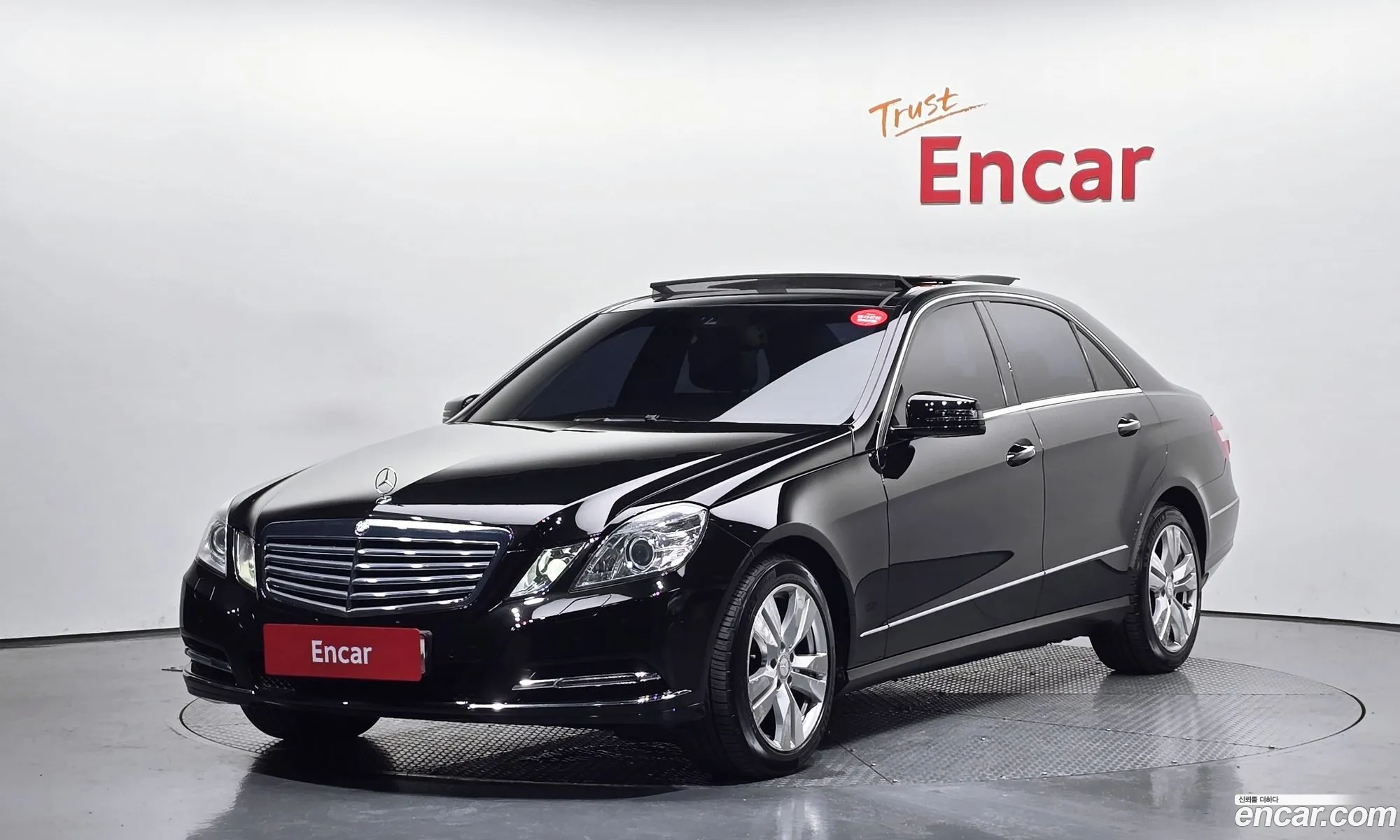 Mercedes-Benz E-Class W212 2013 WDDHF5FB6DA761449 — 9