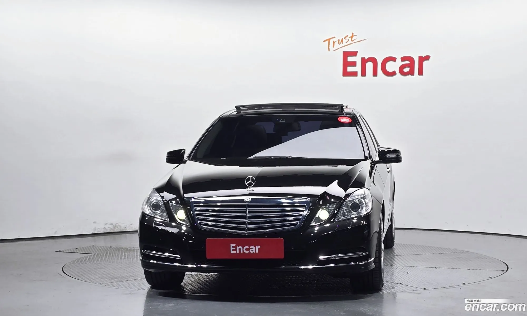 Mercedes-Benz E-Class W212 2013 WDDHF5FB6DA761449 — 8