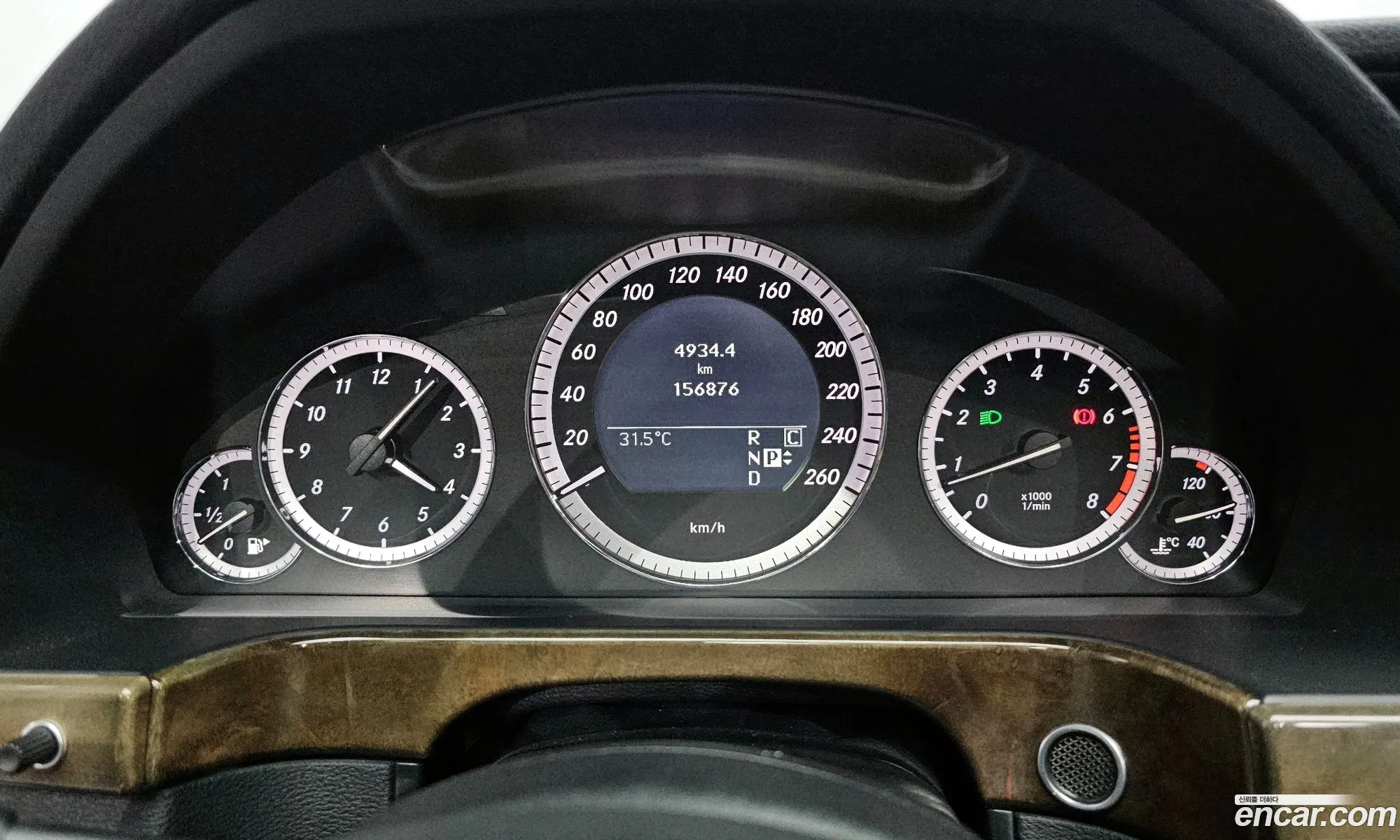 Mercedes-Benz E-Class W212 2010 WDDHF5EB2AA202669 — 7