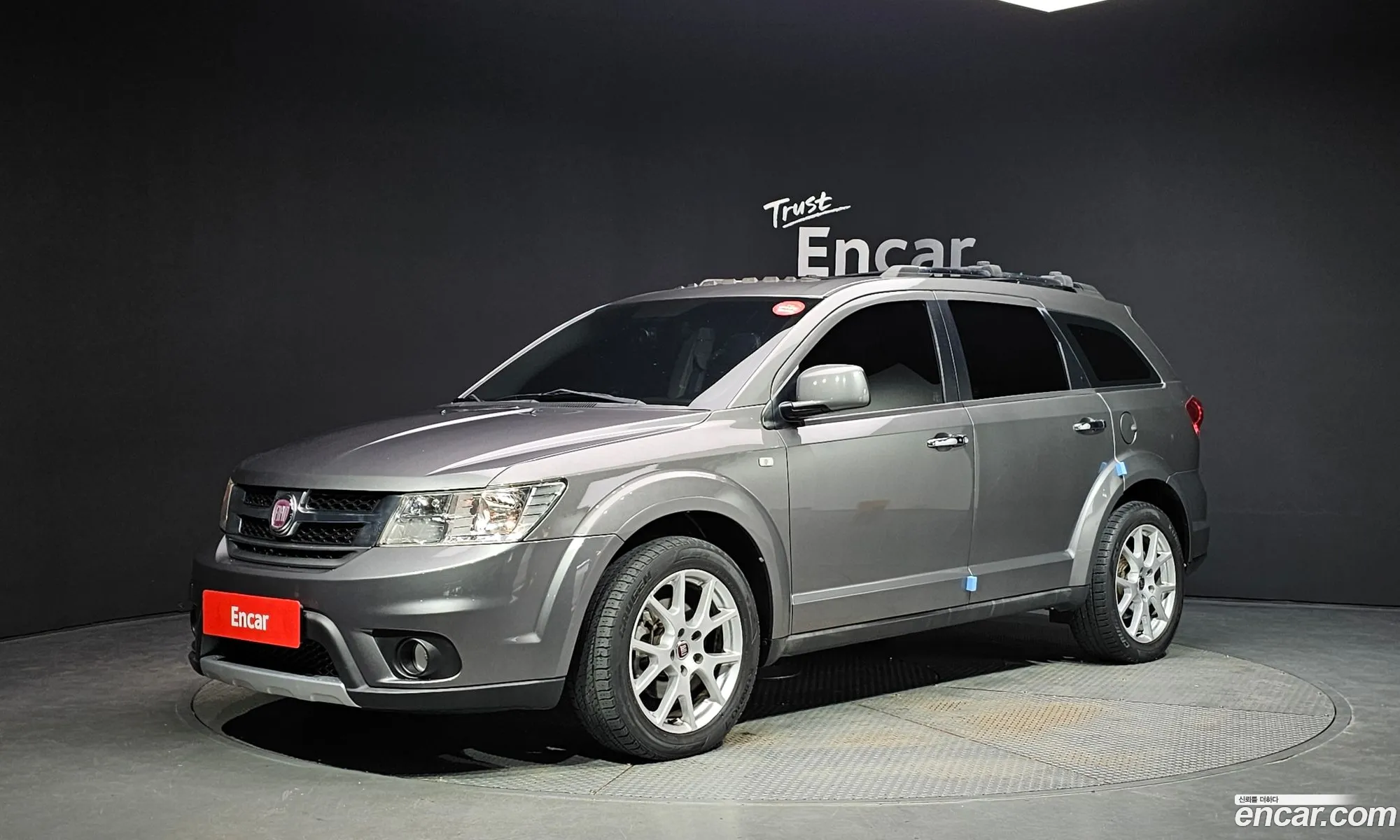 Fiat Freemont 2013 — 2
