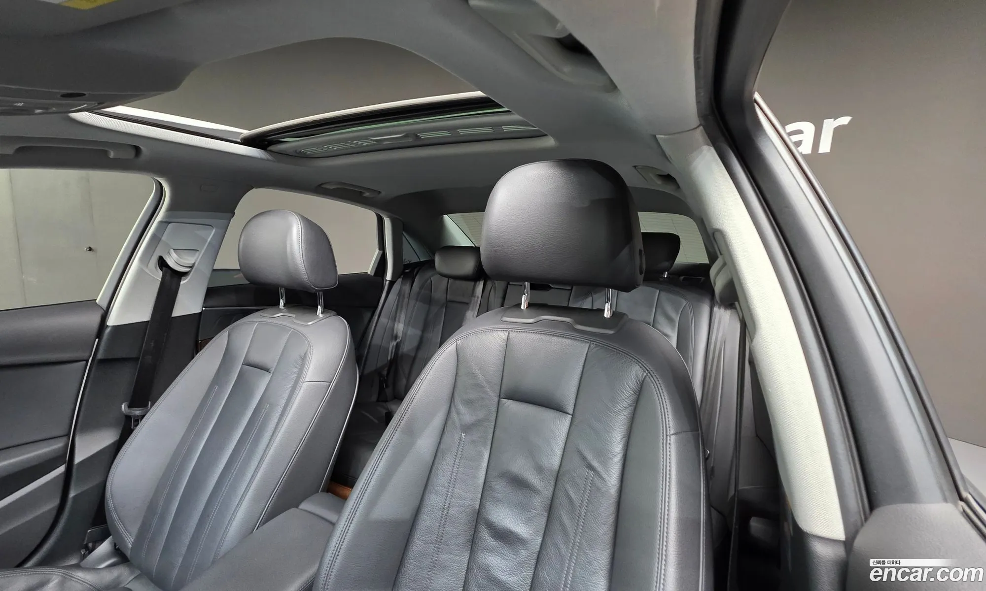 Audi A4 2016 — 17