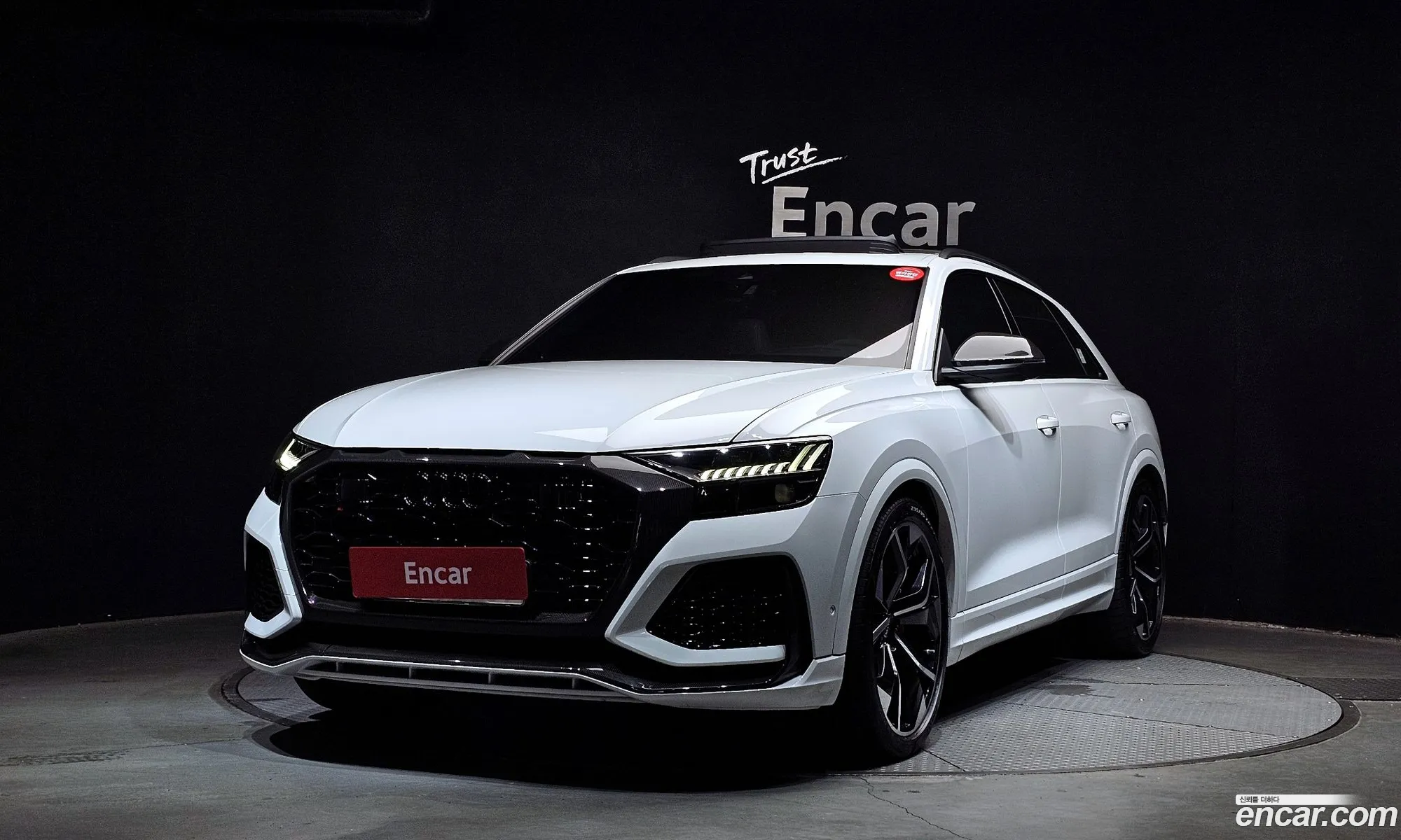 Audi RSQ8 2023 WUAZZZF1XPD008128 — 20