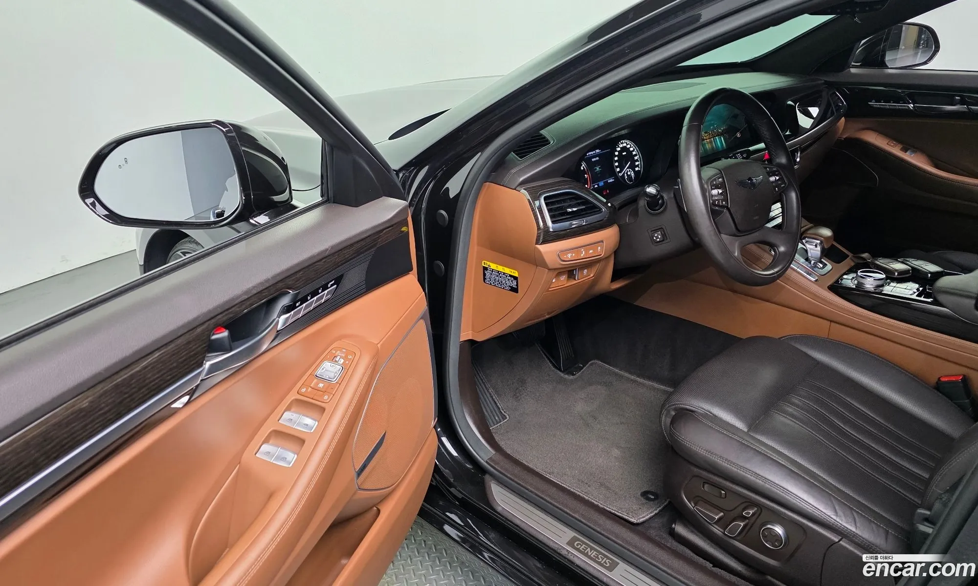 Genesis G90 2019 — 2