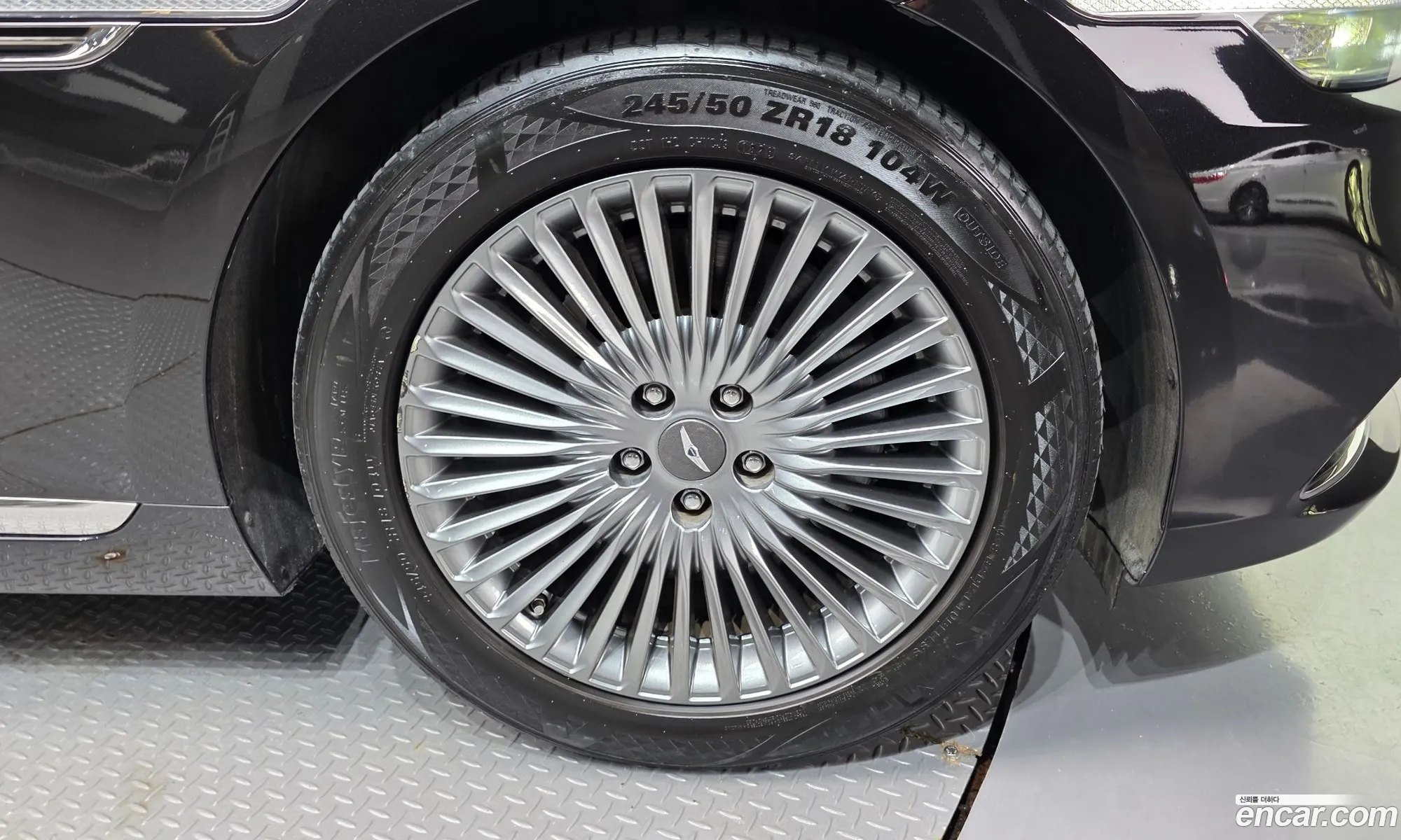Genesis G90 2019 — 8