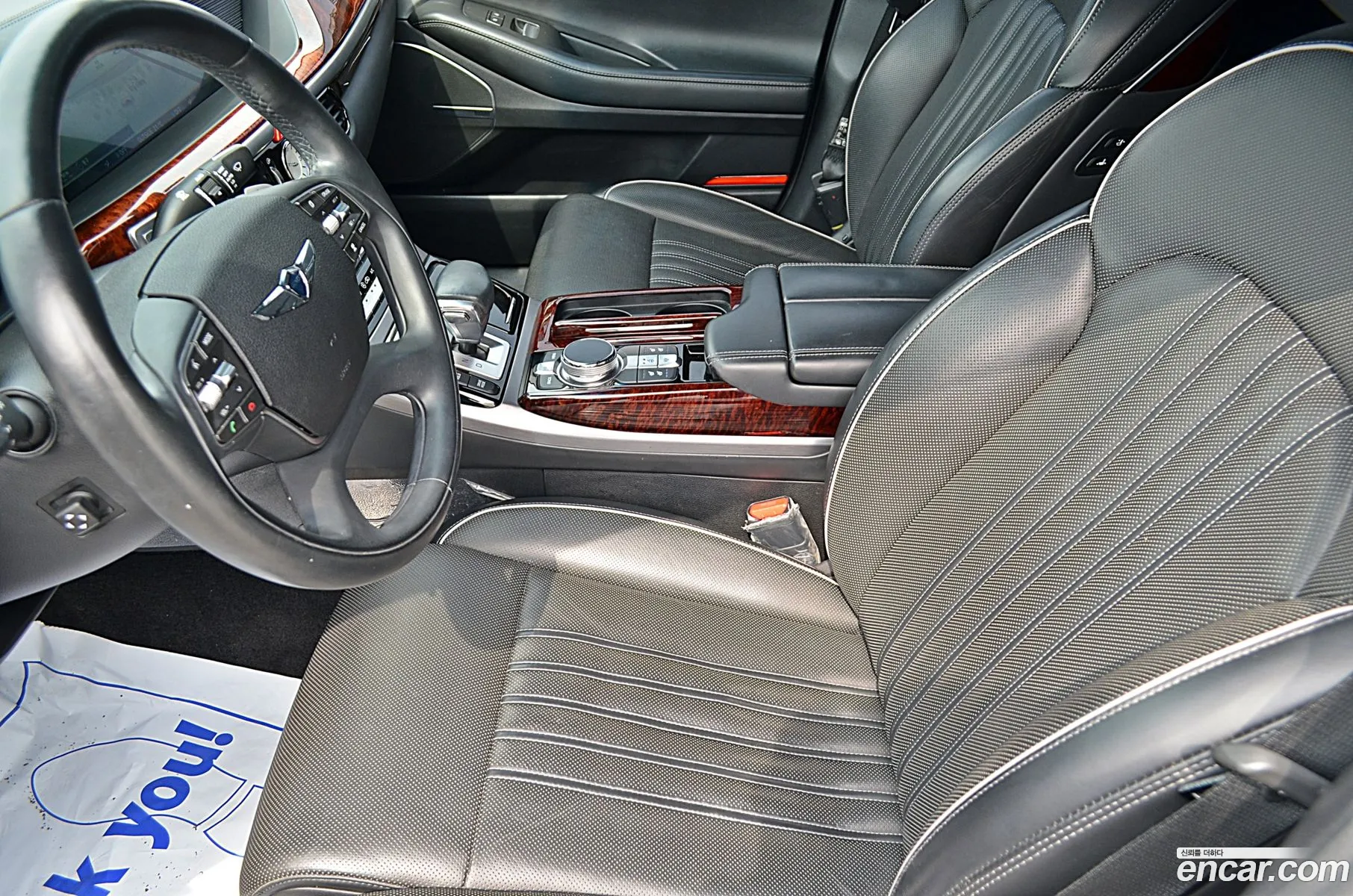 Genesis EQ900 2015 — 7