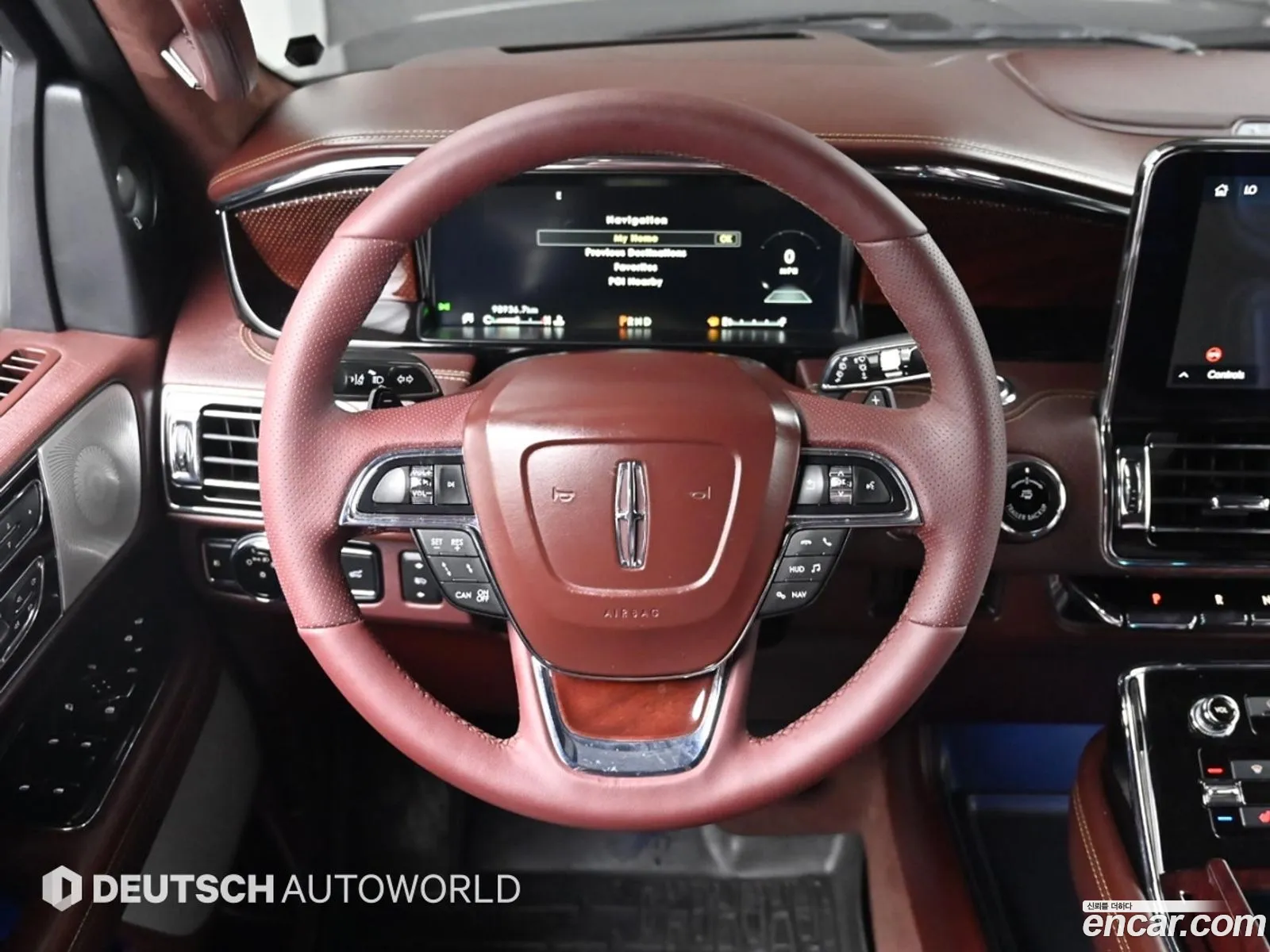 Lincoln Navigator 2020 — 11