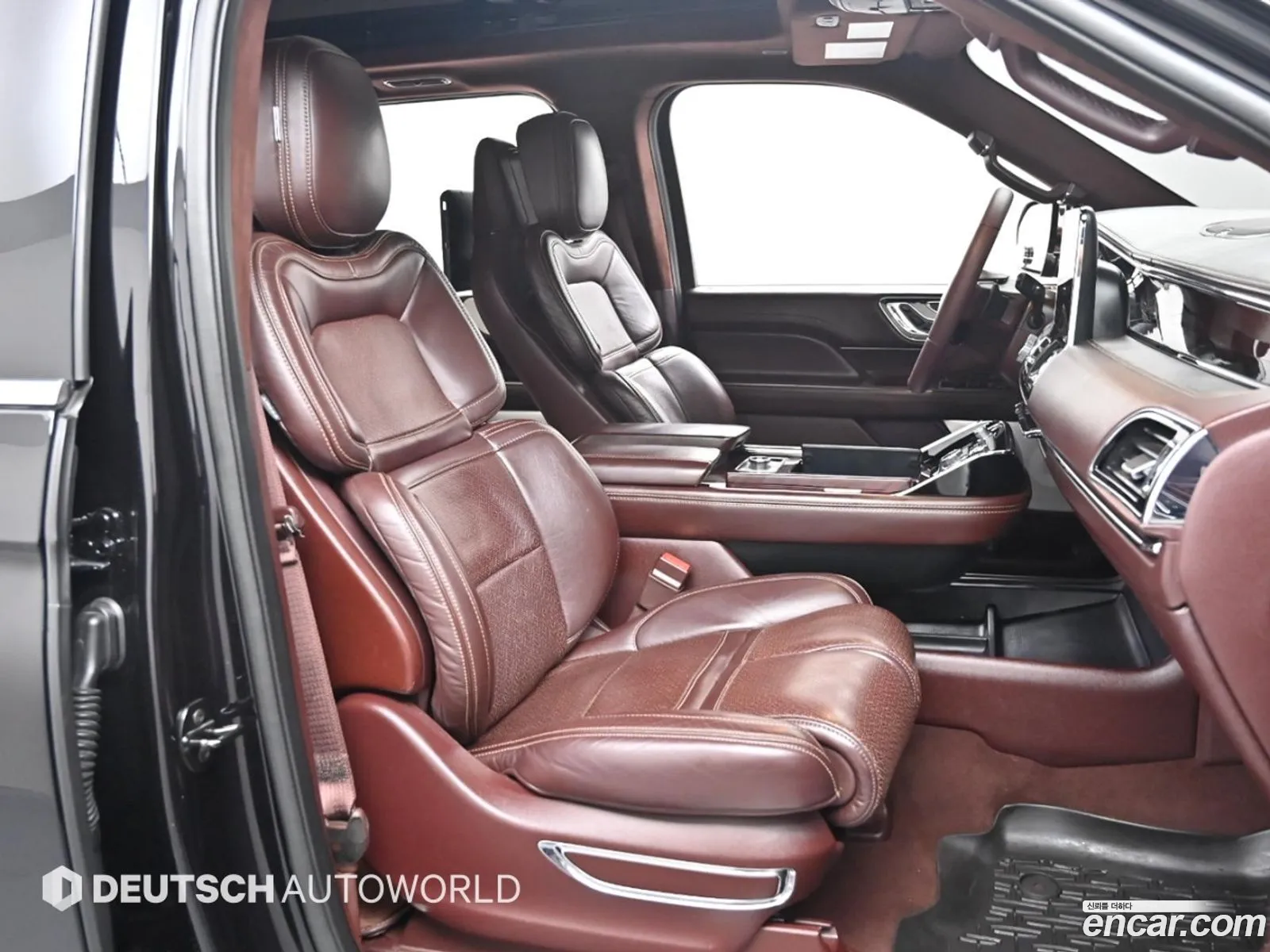 Lincoln Navigator 2020 — 19