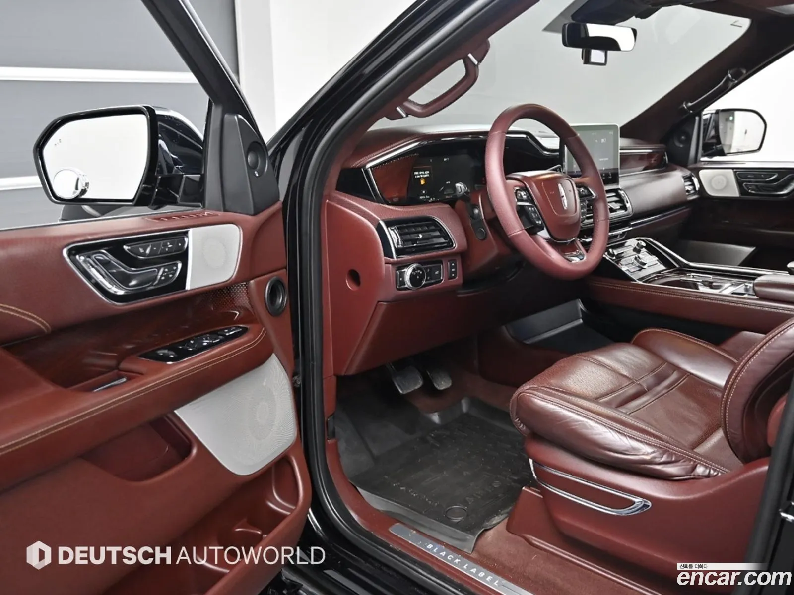Lincoln Navigator 2020 — 3