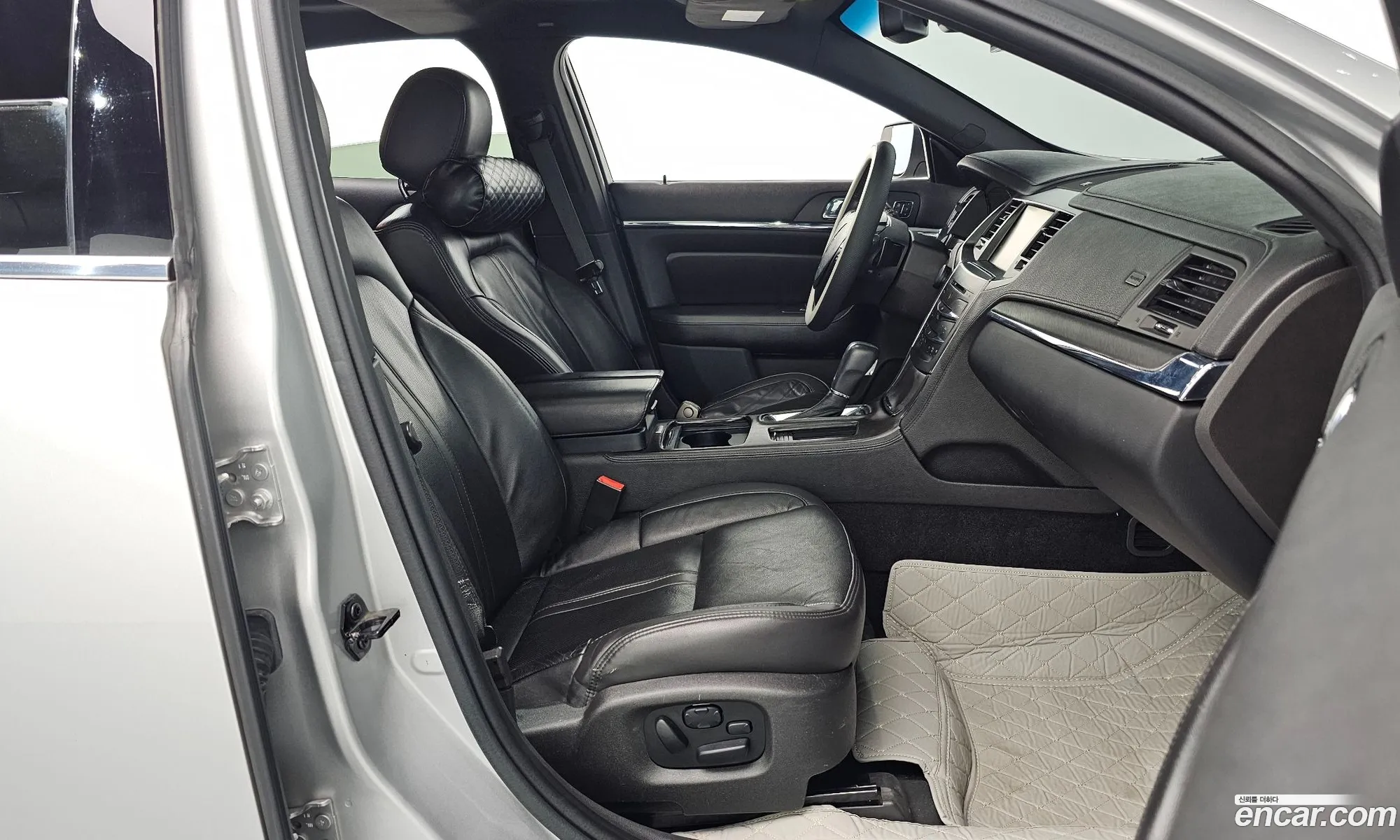 Lincoln MKS 2014 1LNHL9DK1EG611255 — 8