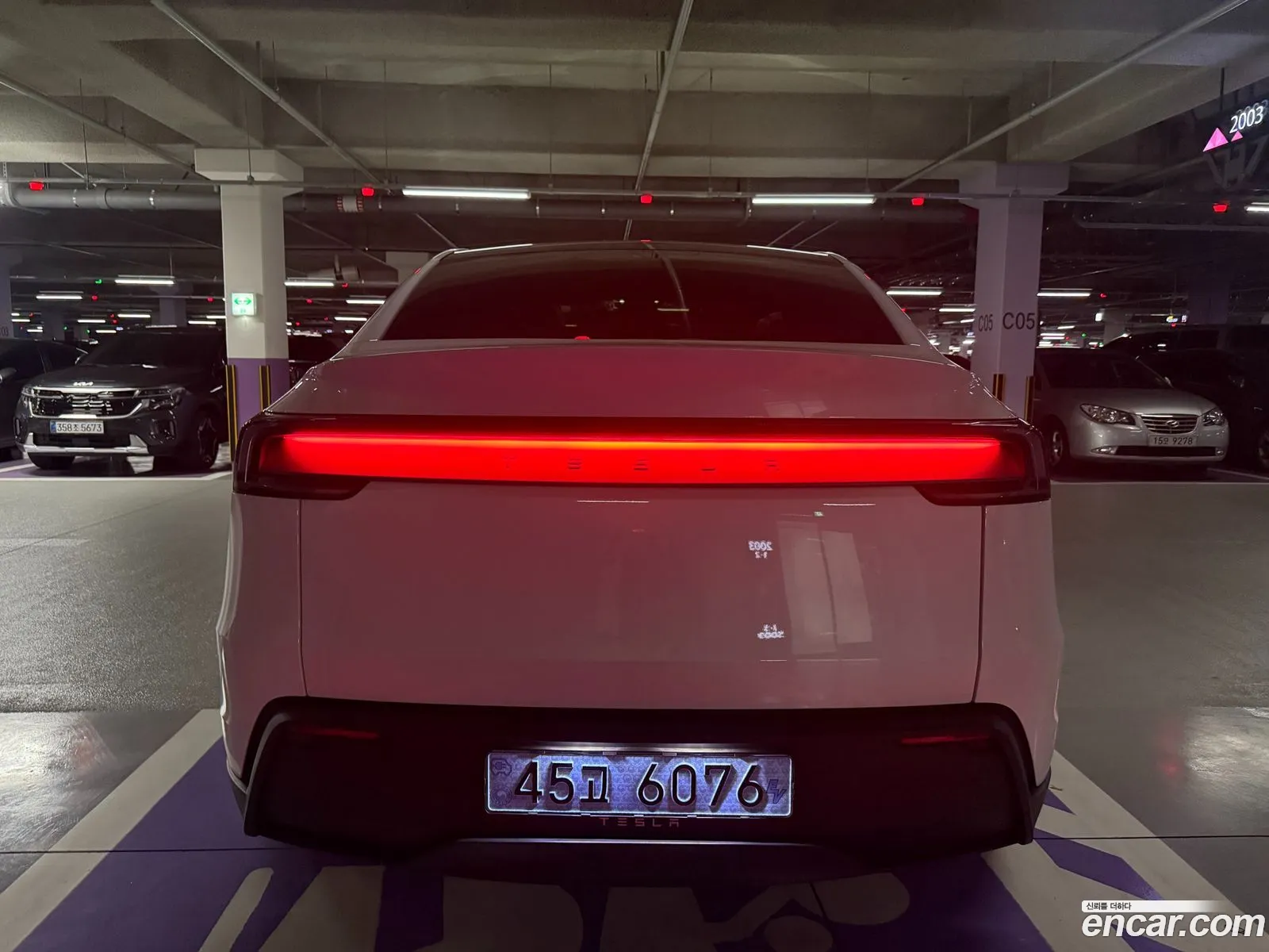 Tesla Model Y 2025 — 8