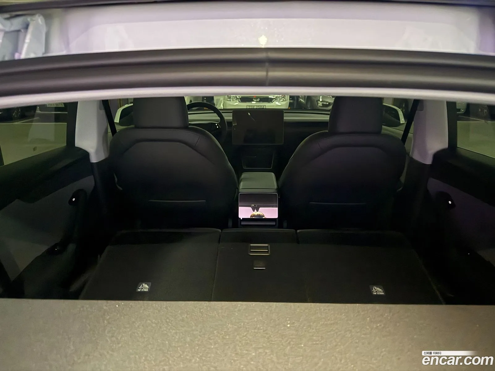 Tesla Model Y 2025 — 13