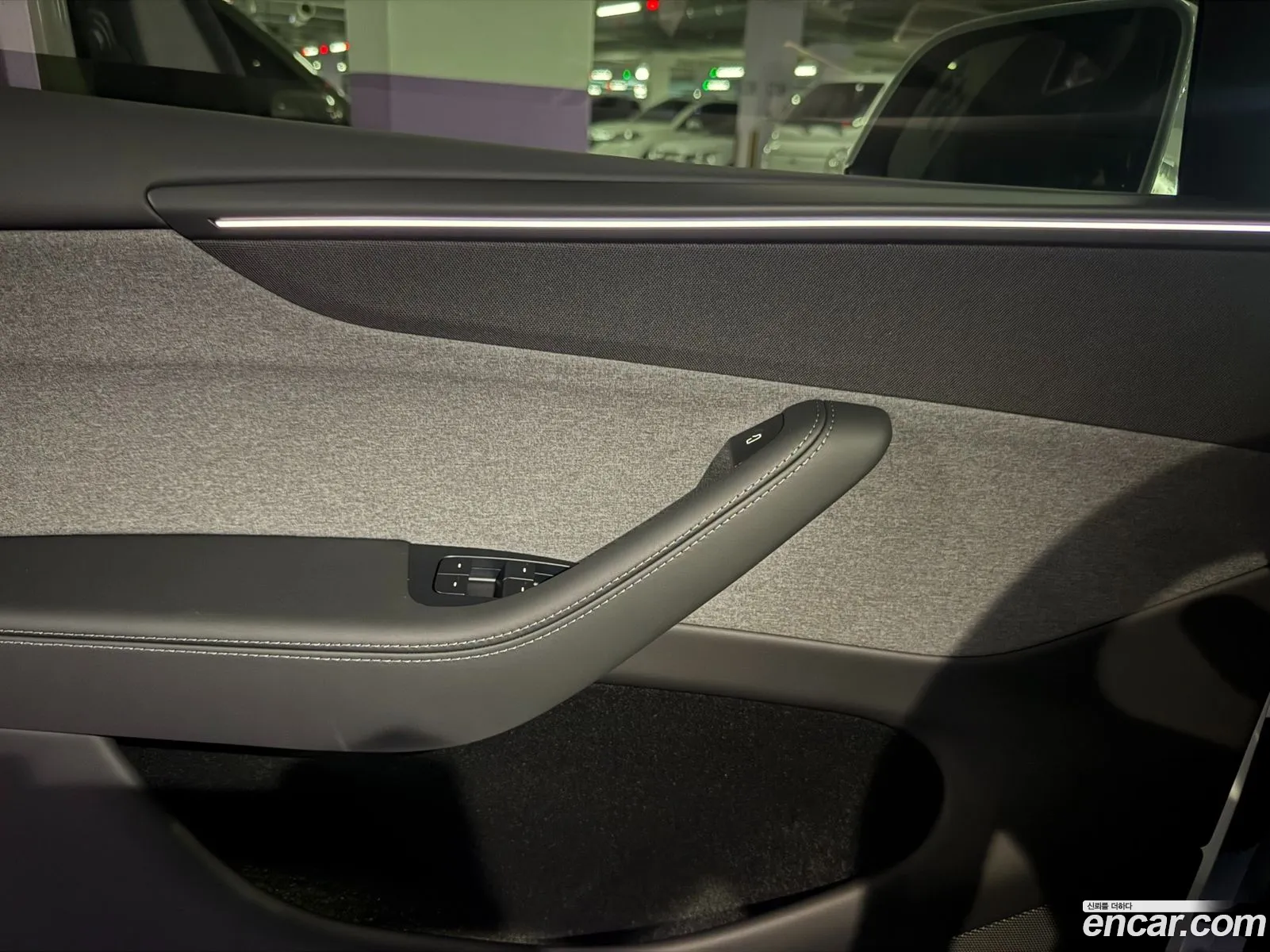 Tesla Model Y 2025 — 3