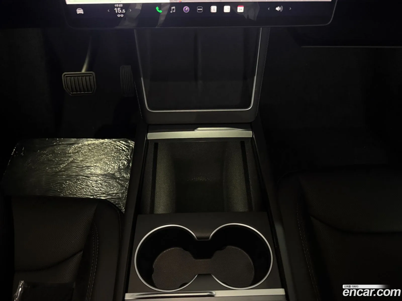 Tesla Model Y 2025 — 9