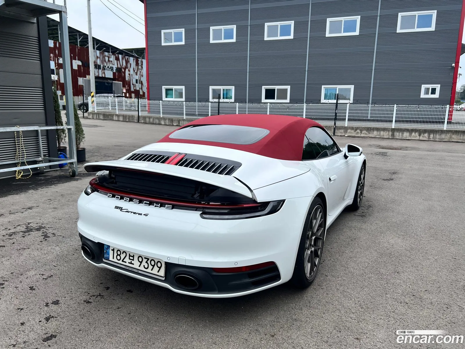Porsche 911 2021 — 10