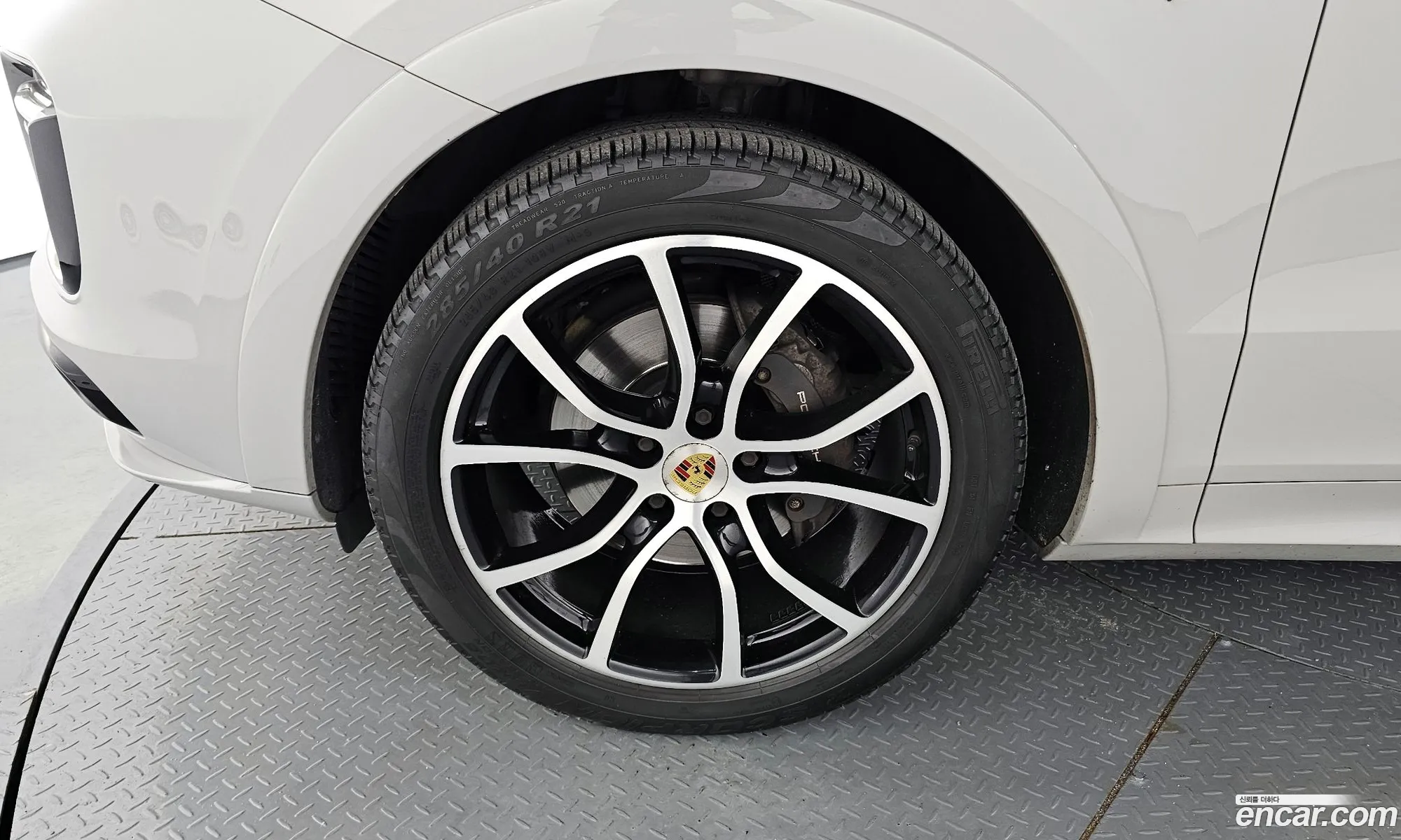 Porsche Cayenne 2021 — 11