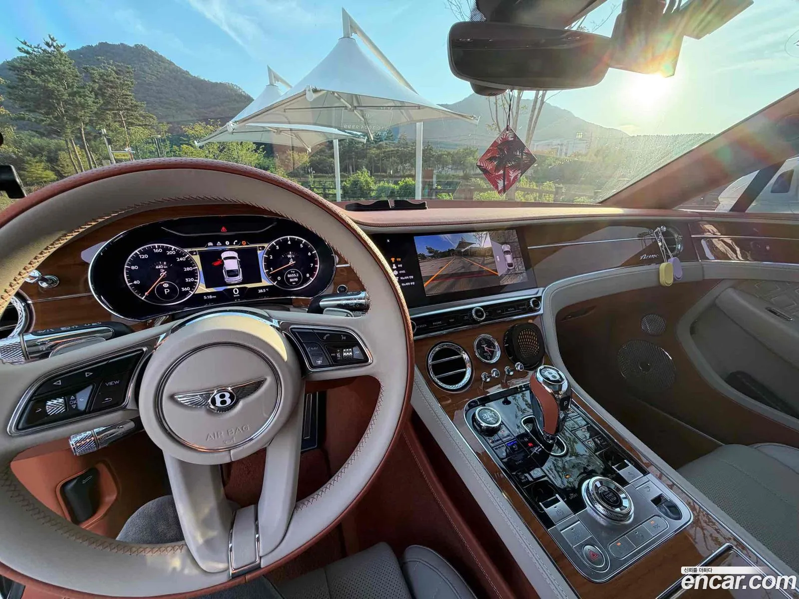 Bentley Continental GT 2023 — 19