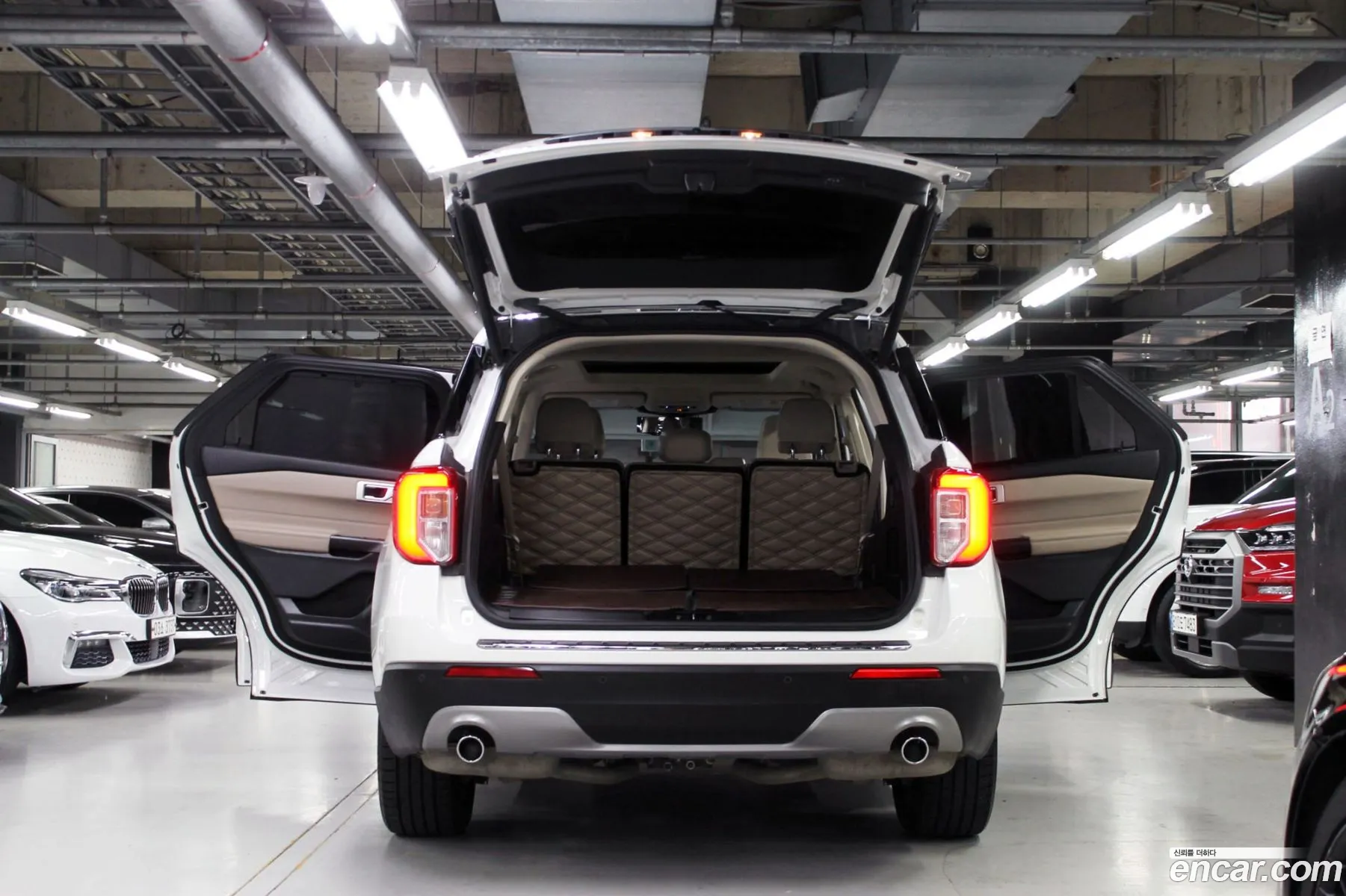 Ford Explorer 6th Gen 2020 — 6