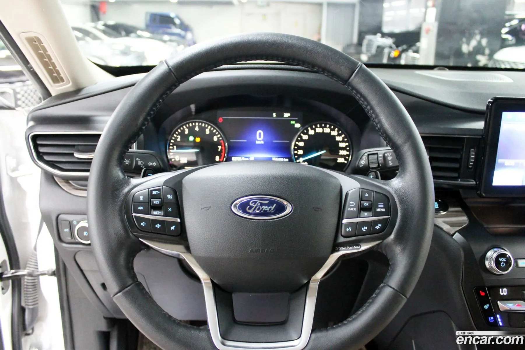 Ford Explorer 6th Gen 2020 — 11