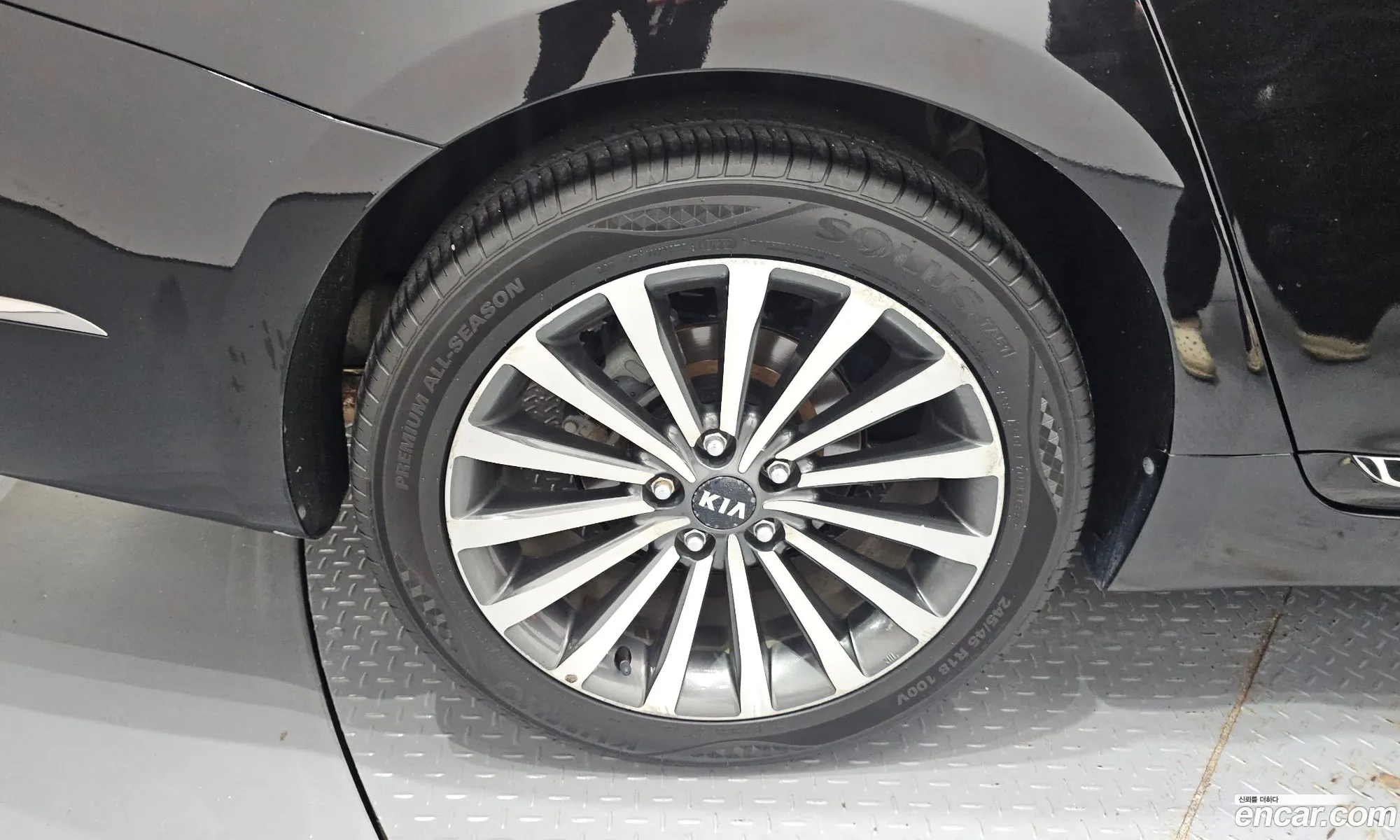Kia K7 2013 — 12