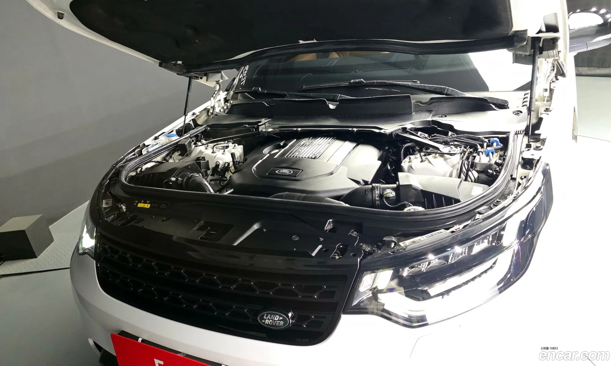 Land Rover Discovery 5 2019 — 9
