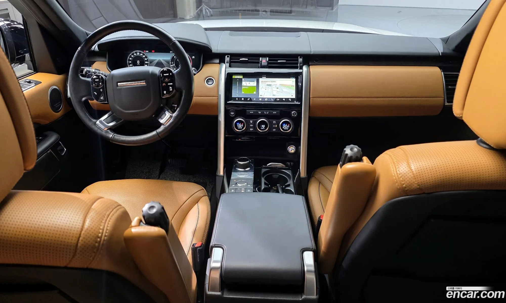 Land Rover Discovery 5 2019 — 16
