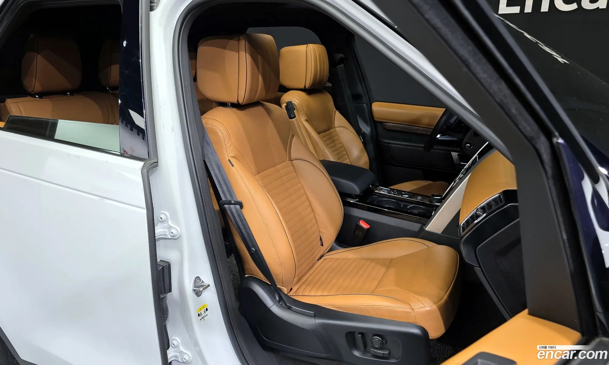 Land Rover Discovery 5 2019 — 3