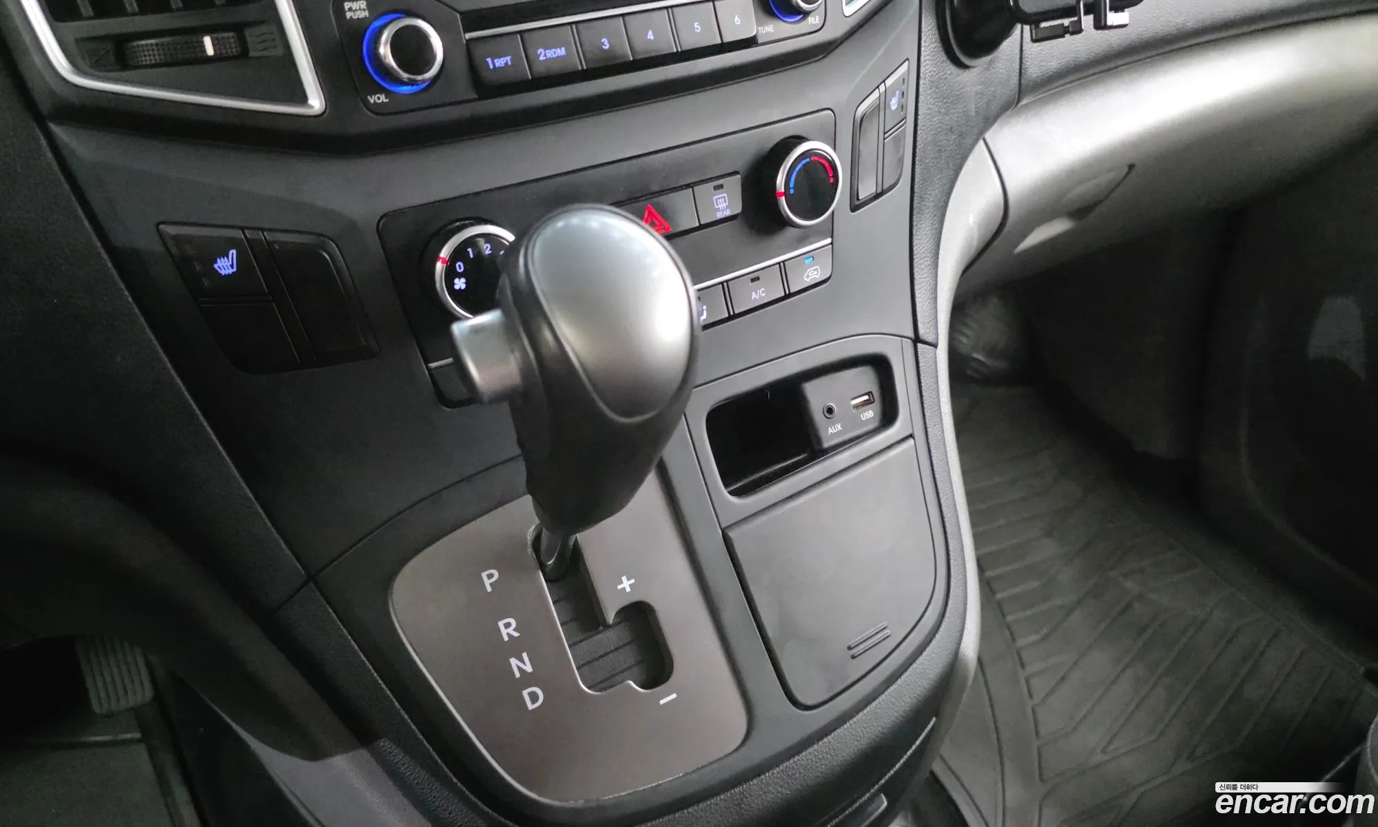 Hyundai Grand Starex 2020 — 6