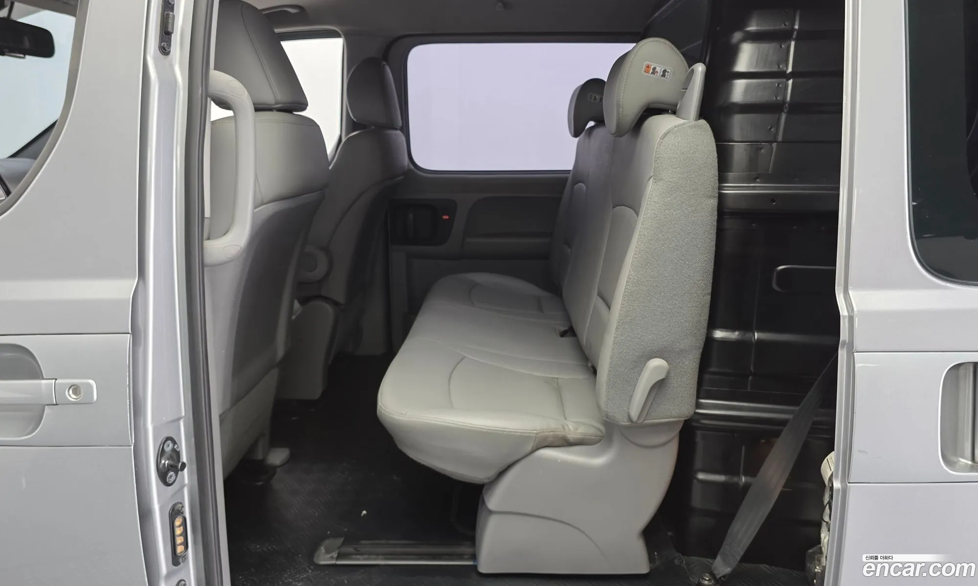 Hyundai Grand Starex 2020 — 19