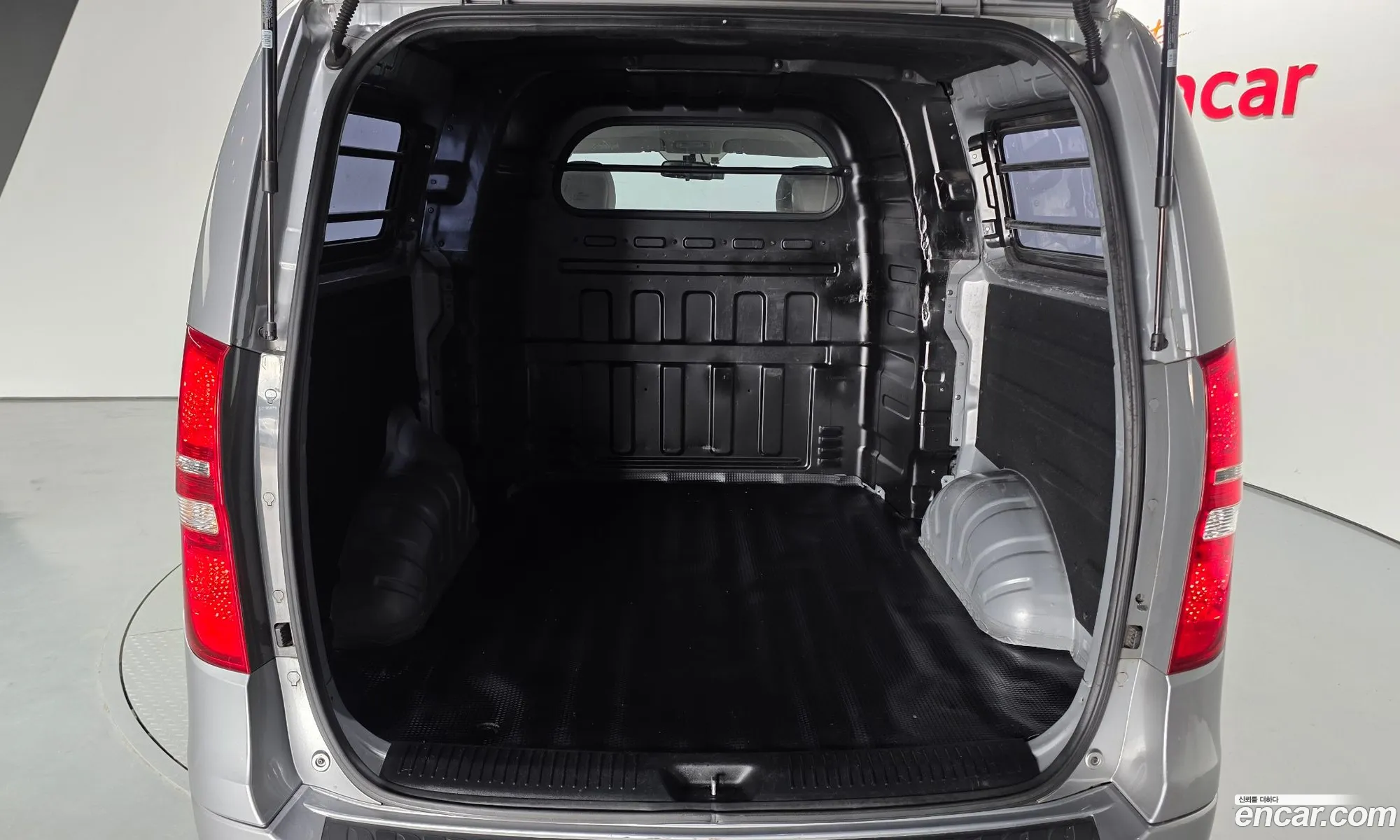 Hyundai Grand Starex 2020 — 9