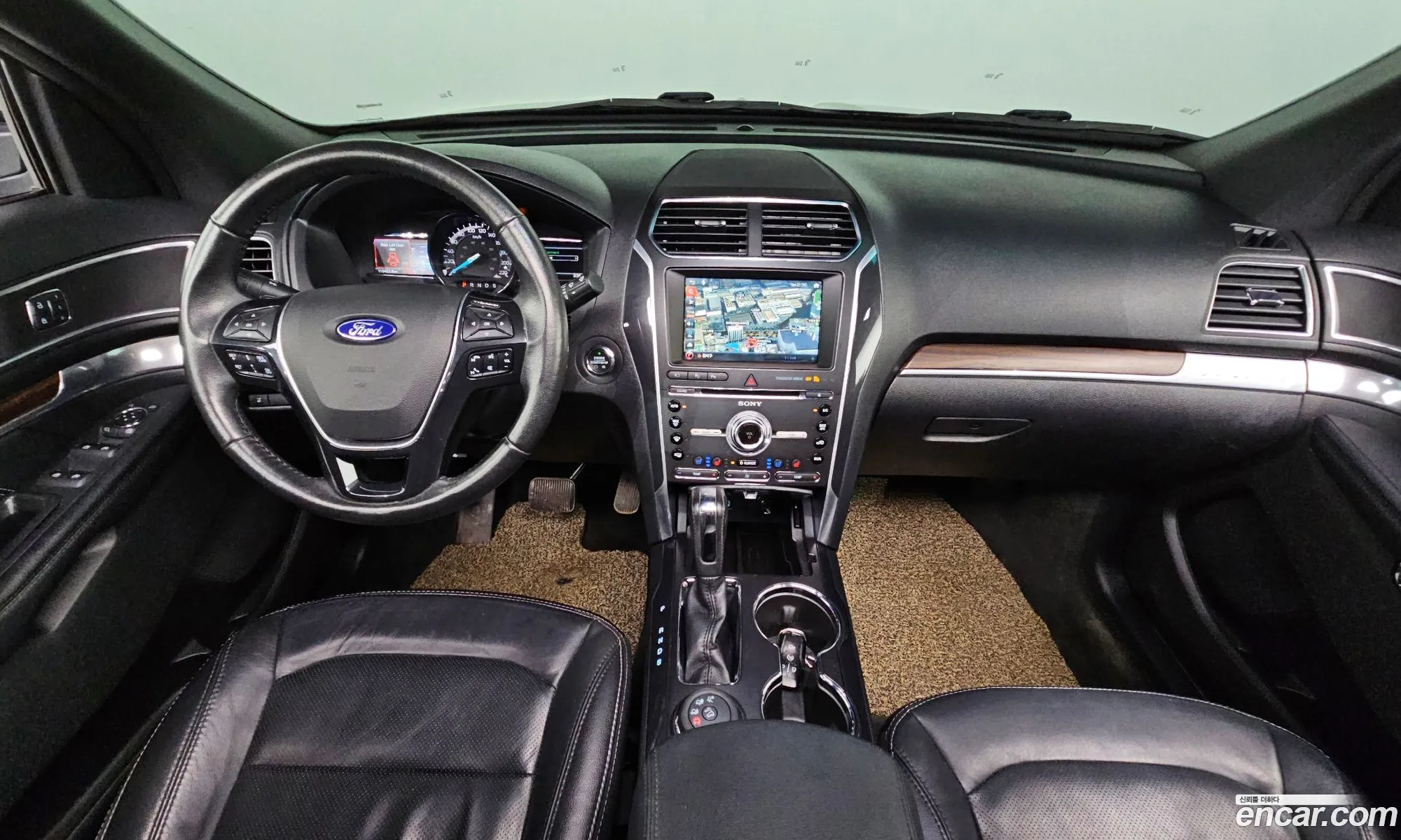 Ford Explorer 2016 1FM5K8FH8GGC18373 — 15
