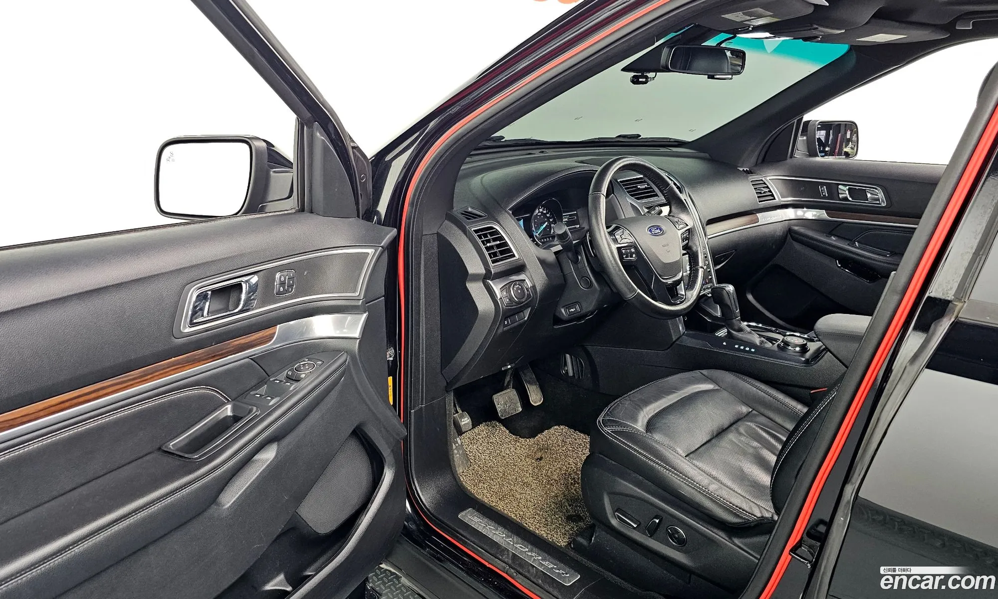 Ford Explorer 2016 1FM5K8FH8GGC18373 — 3
