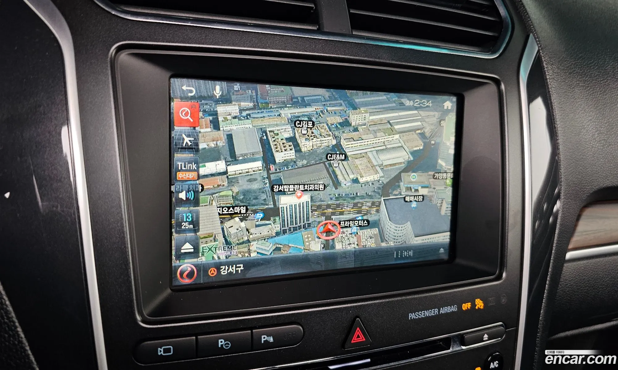 Ford Explorer 2016 1FM5K8FH8GGC18373 — 11