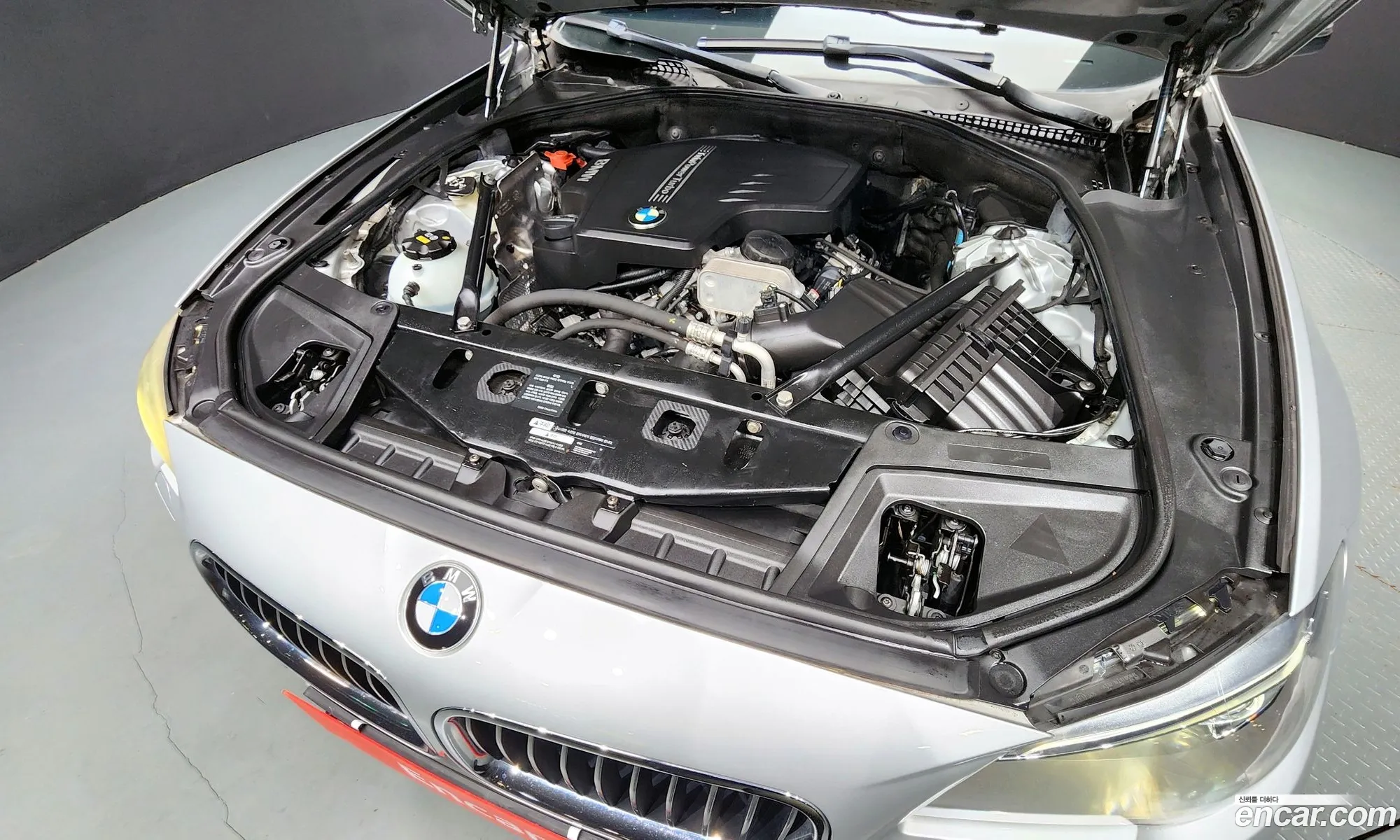 BMW 5 Series 2015 WBA5A7109FD817010 — 9