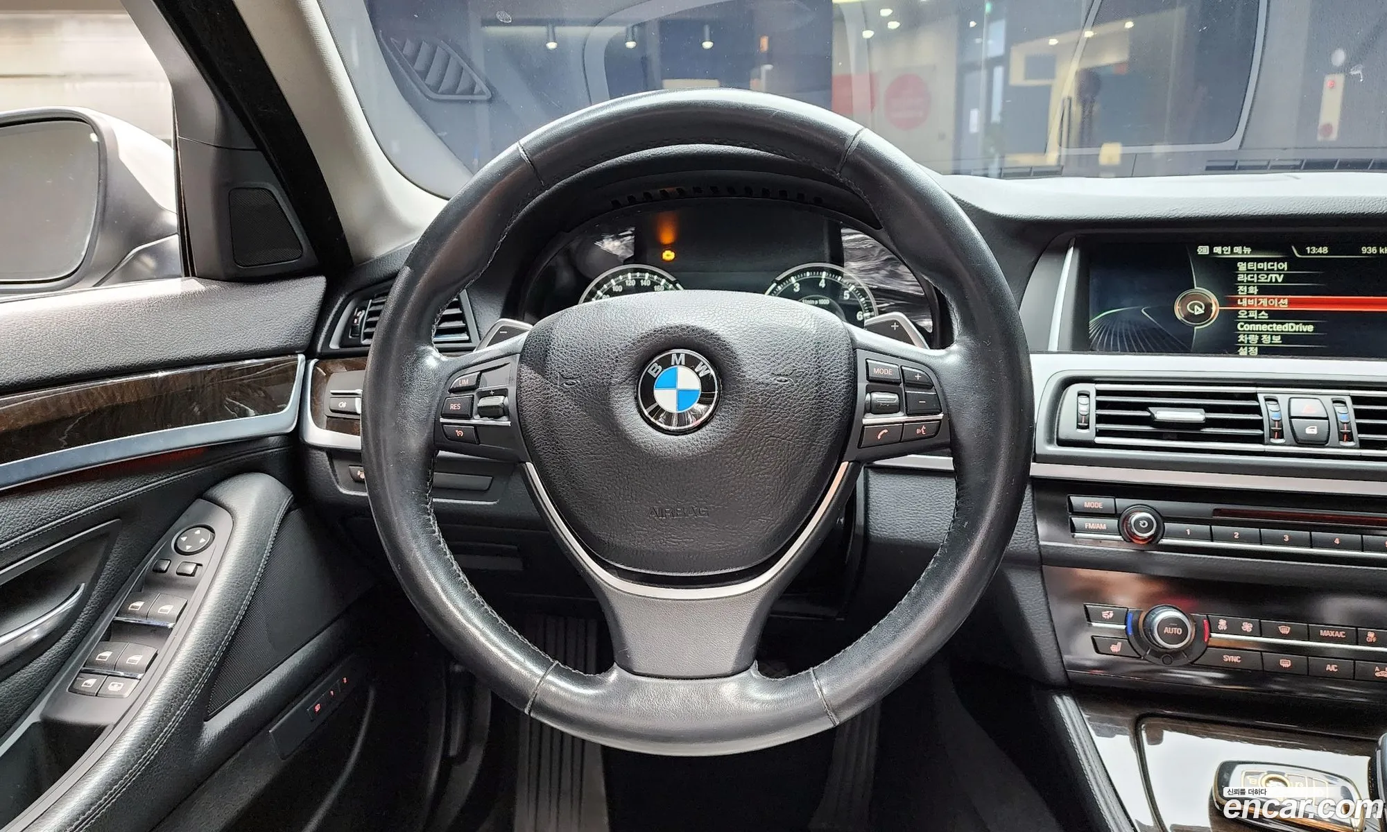 BMW 5 Series 2015 WBA5A7109FD817010 — 8