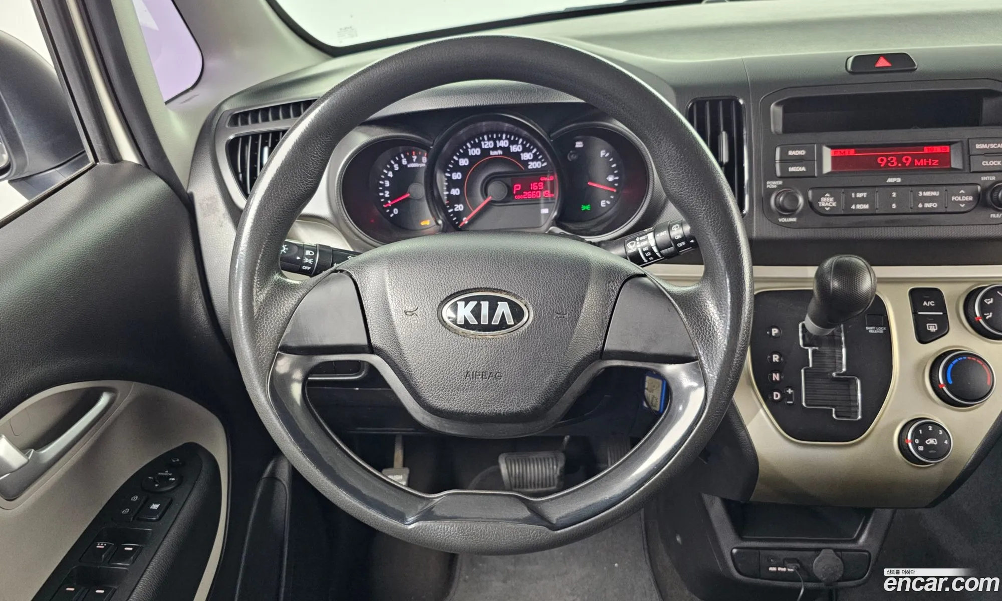 Kia Ray 2017 — 11